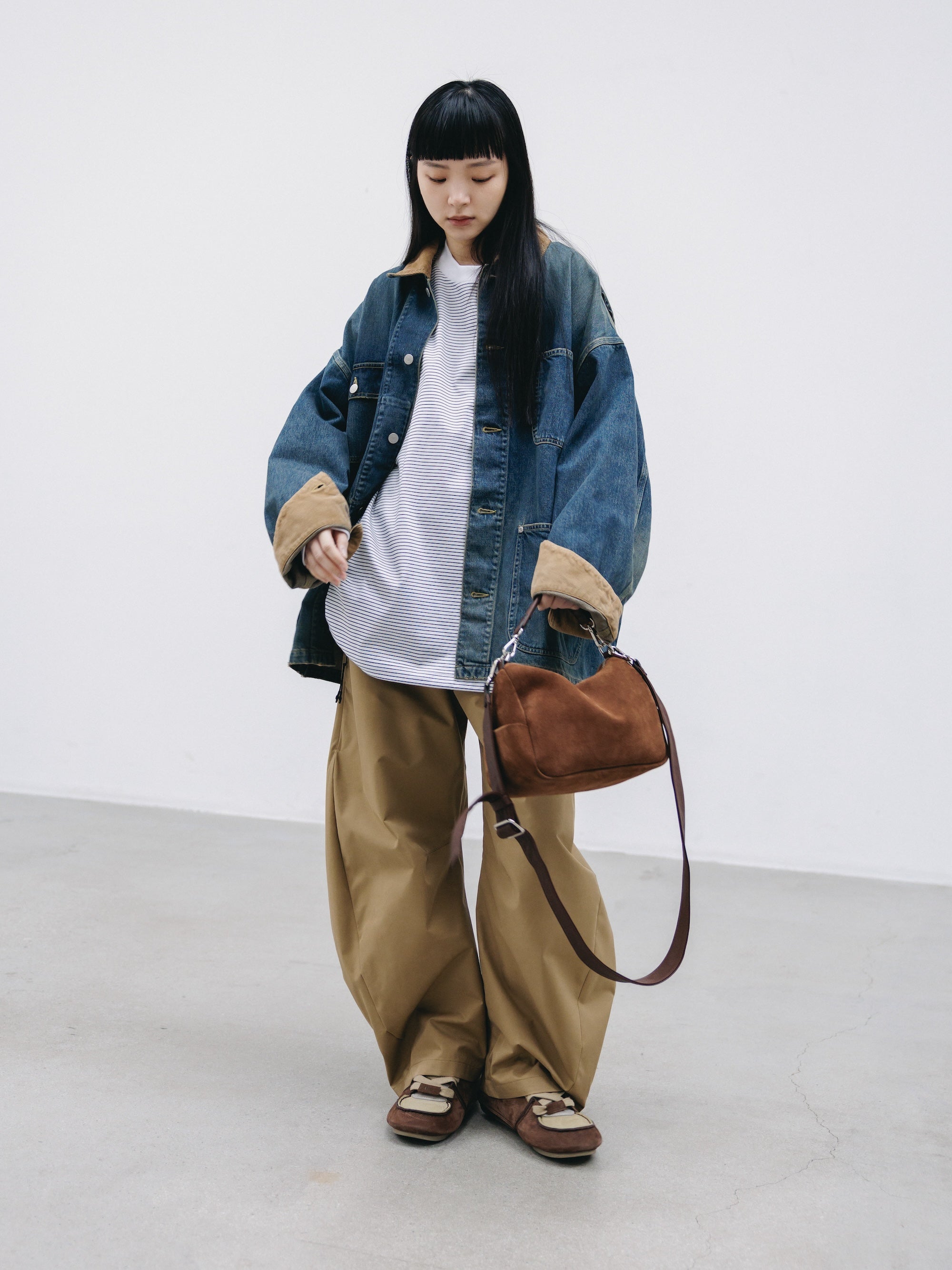 SUEDE DAYOFF BAG MINI (BROWN)