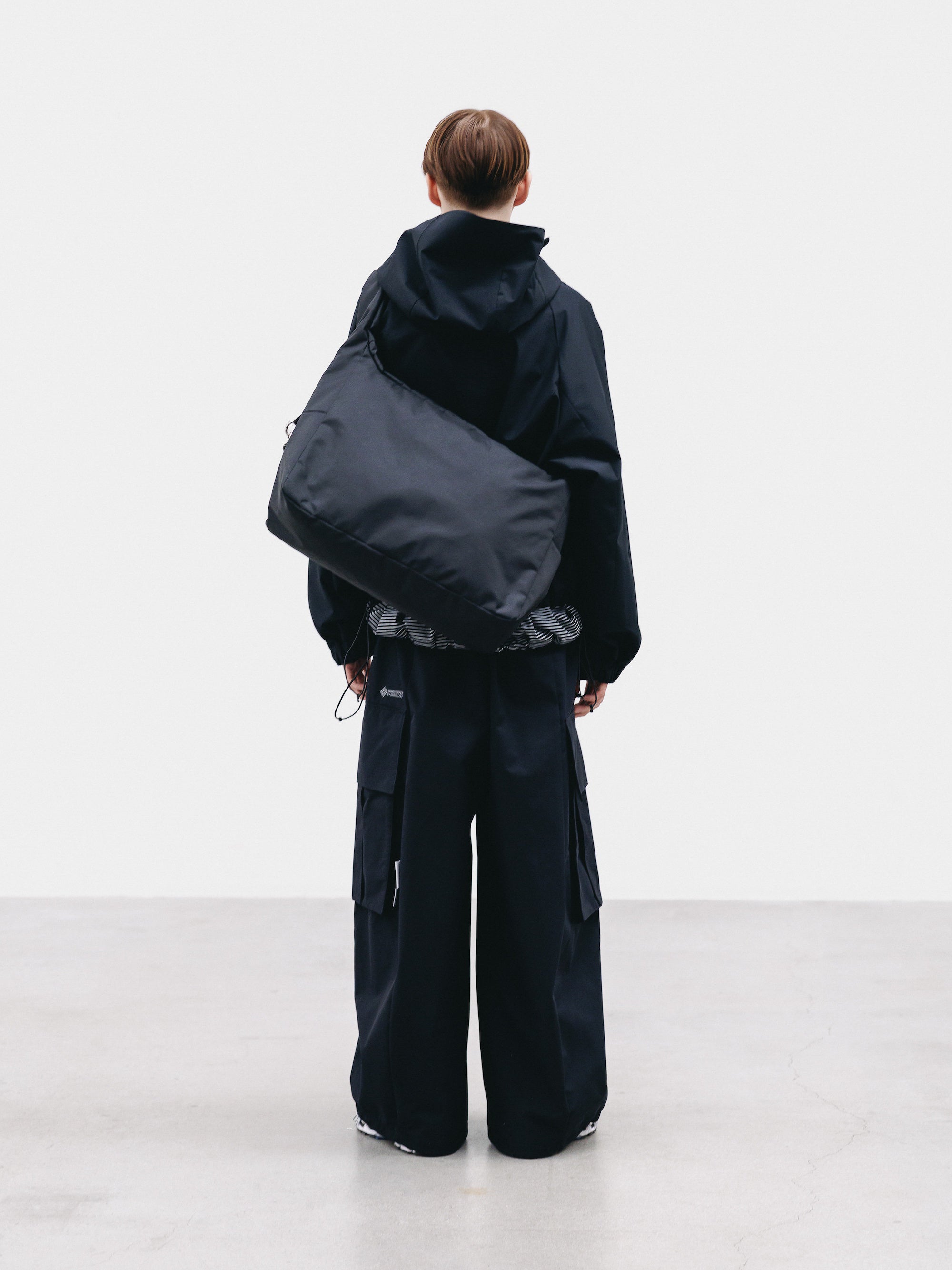 【2.14 SAT 20:00- IN STOCK】HOLIDAY BAG LARGE