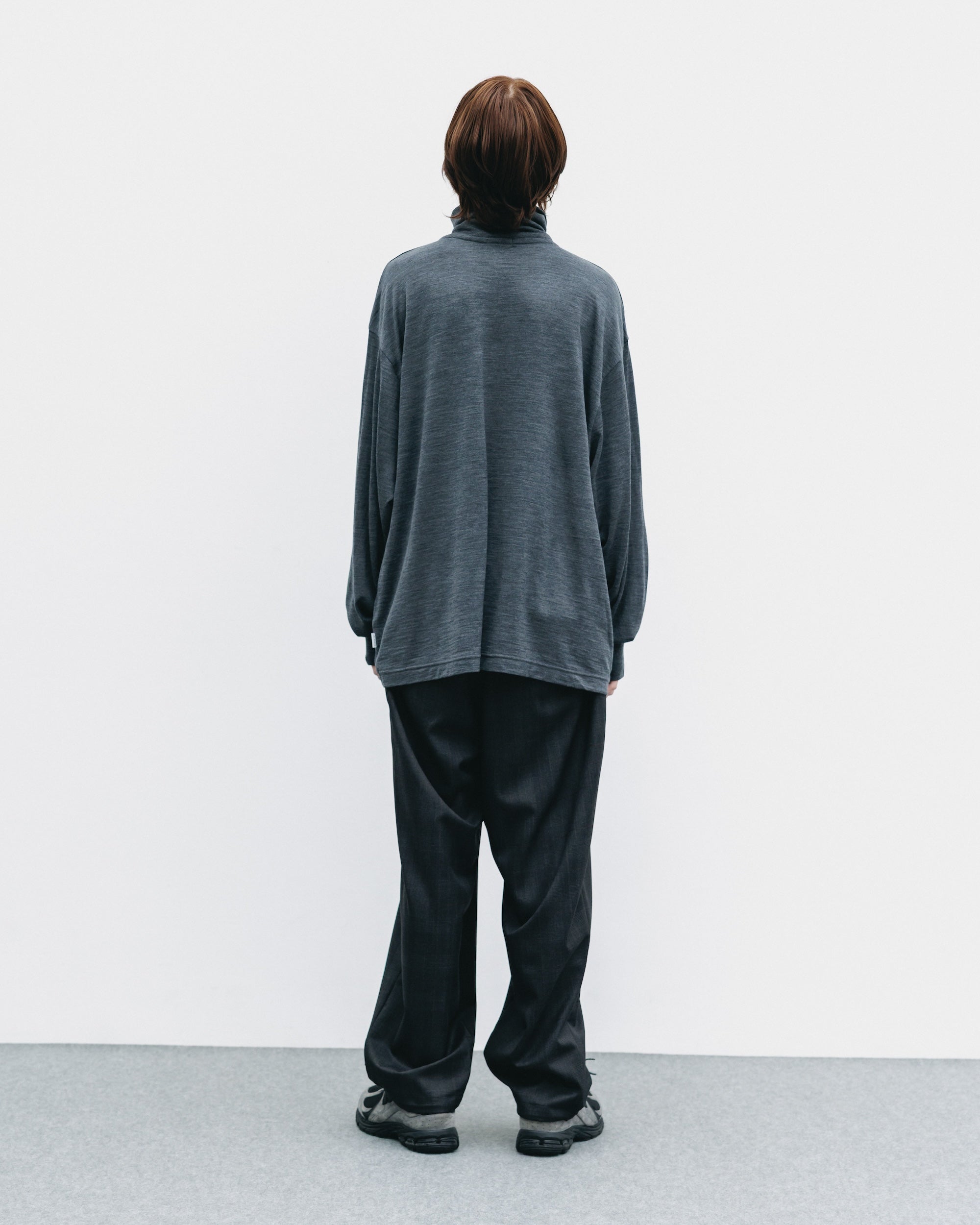 【11.12 WED 20:00- IN STOCK】WOOL L/S TURTLE NECK T-SHIRT (CHARCOAL)