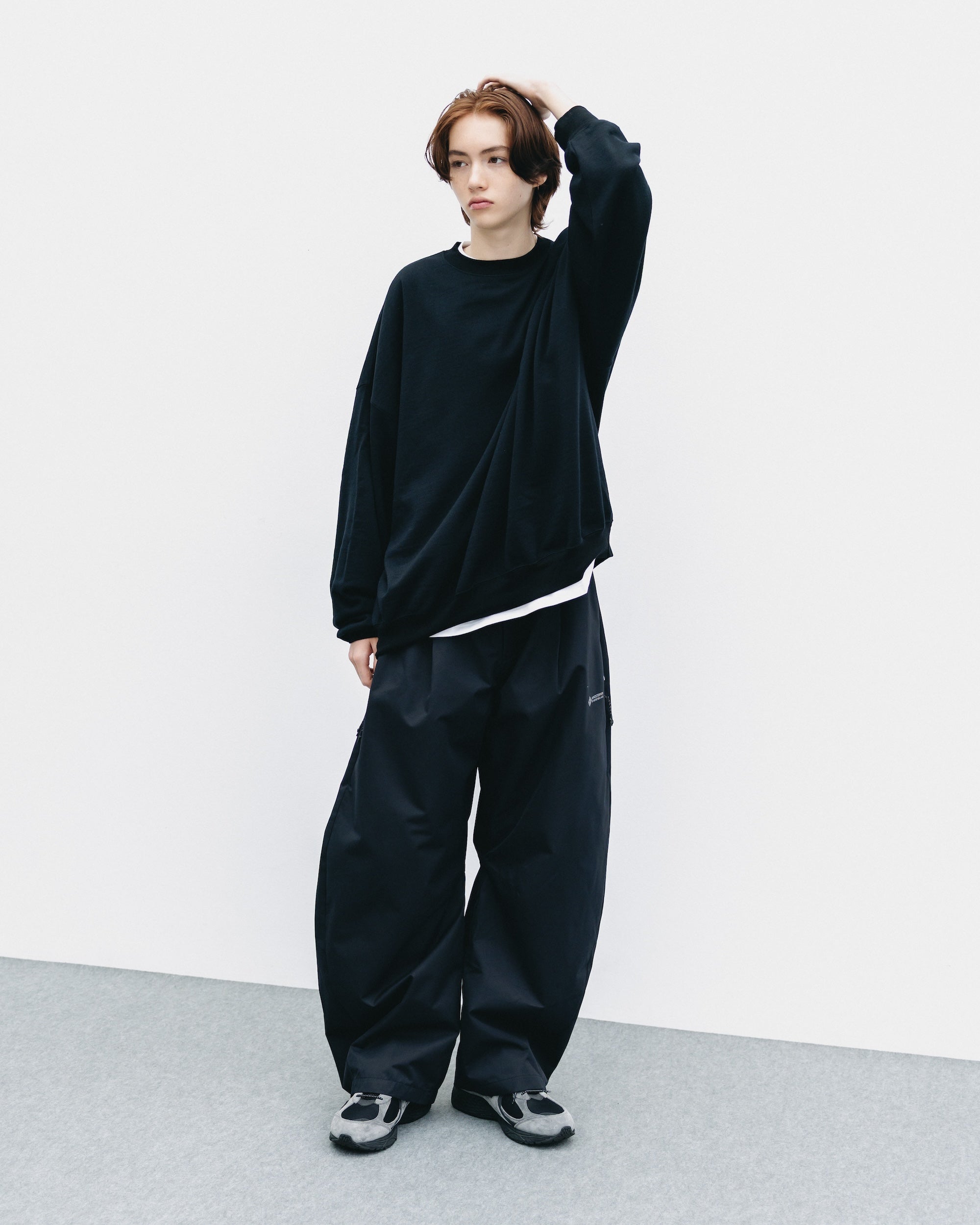 【10.29 WED 20:00- IN STOCK】+phenix WINDSTOPPER® by GORE-TEX LABS TWILL CITY BARREL LEG PANTS (BLACK)