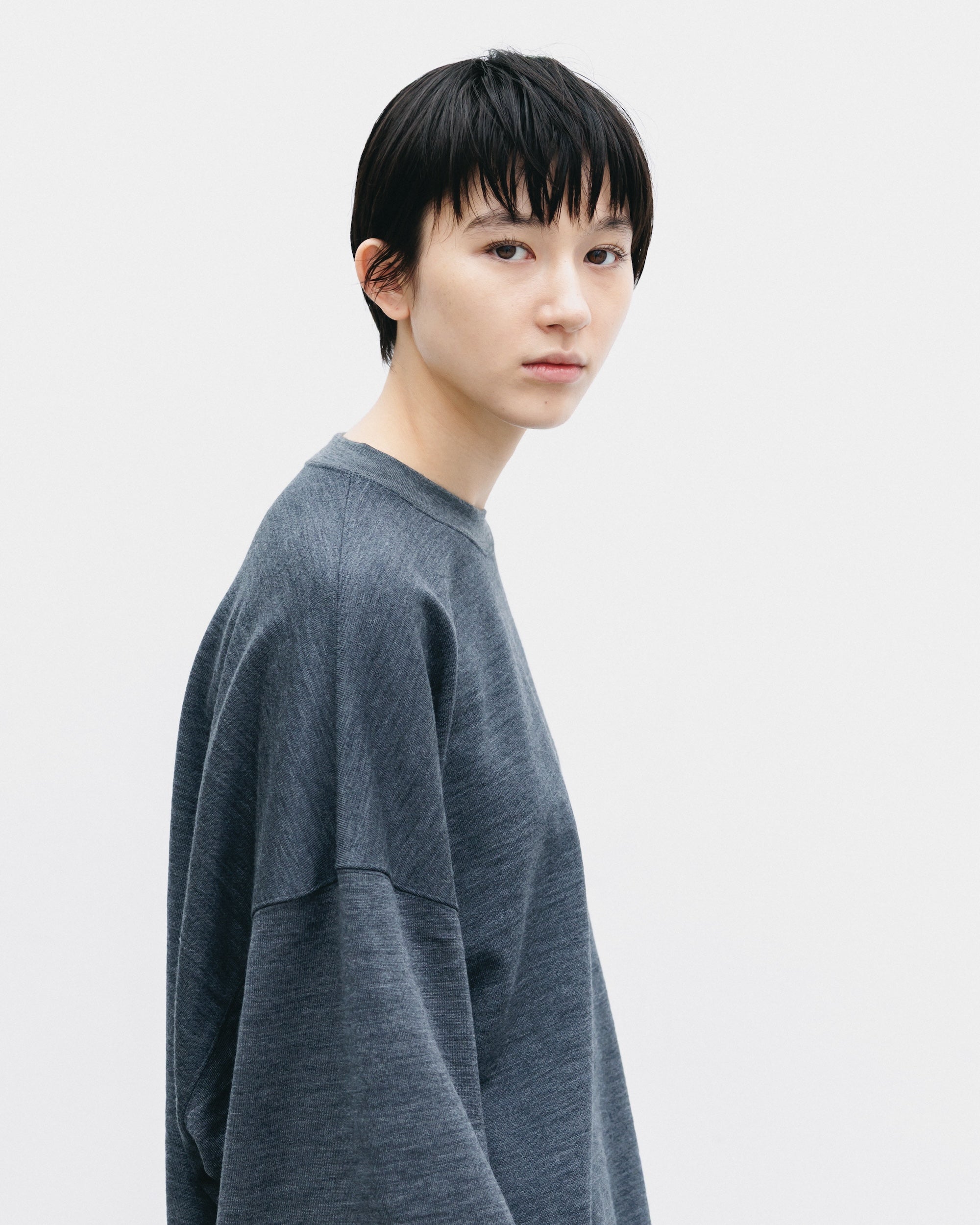 【10.29 WED 20:00- IN STOCK】WOOL SWEATSHIRT (GRAY)