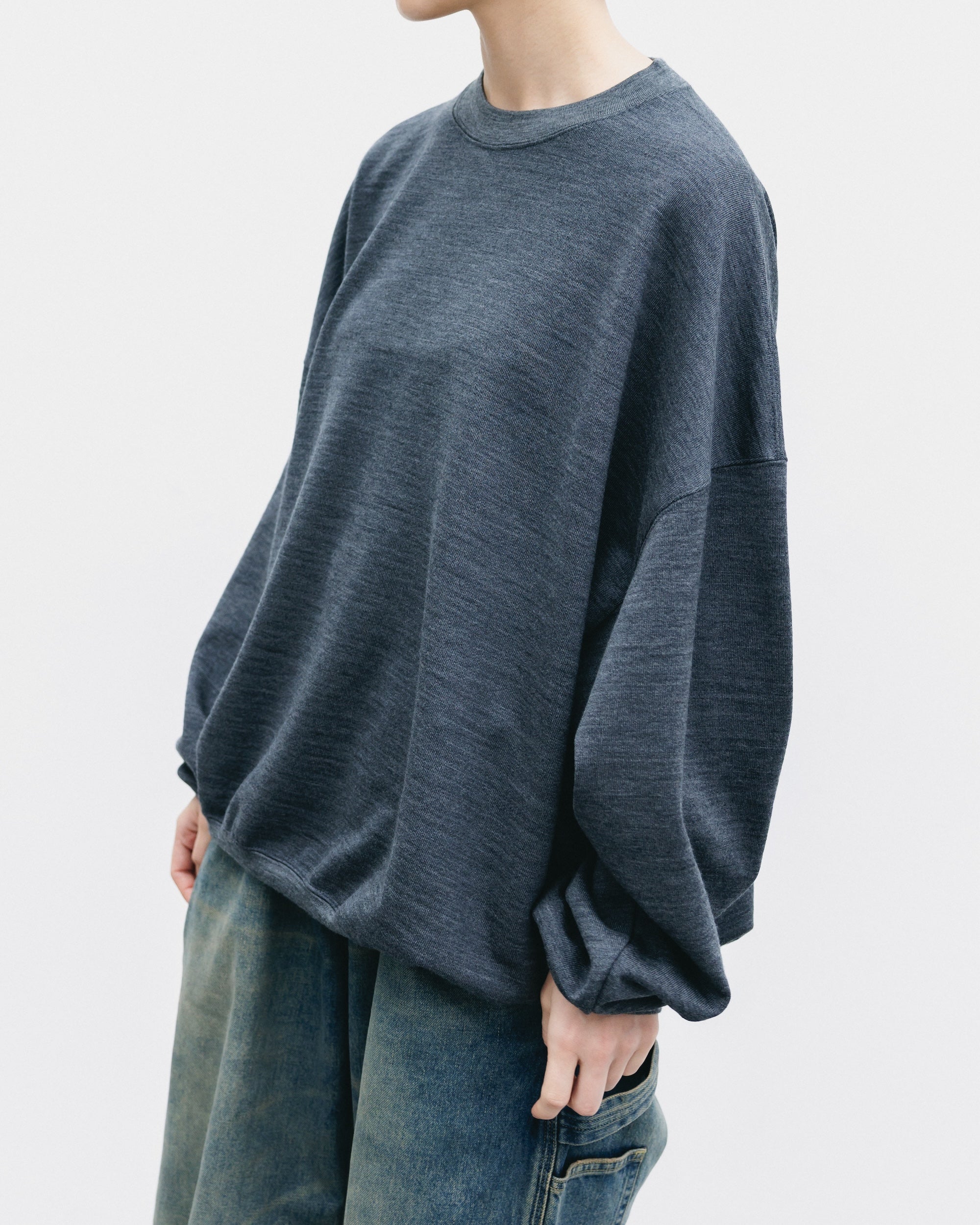 【10.29 WED 20:00- IN STOCK】WOOL SWEATSHIRT (GRAY)