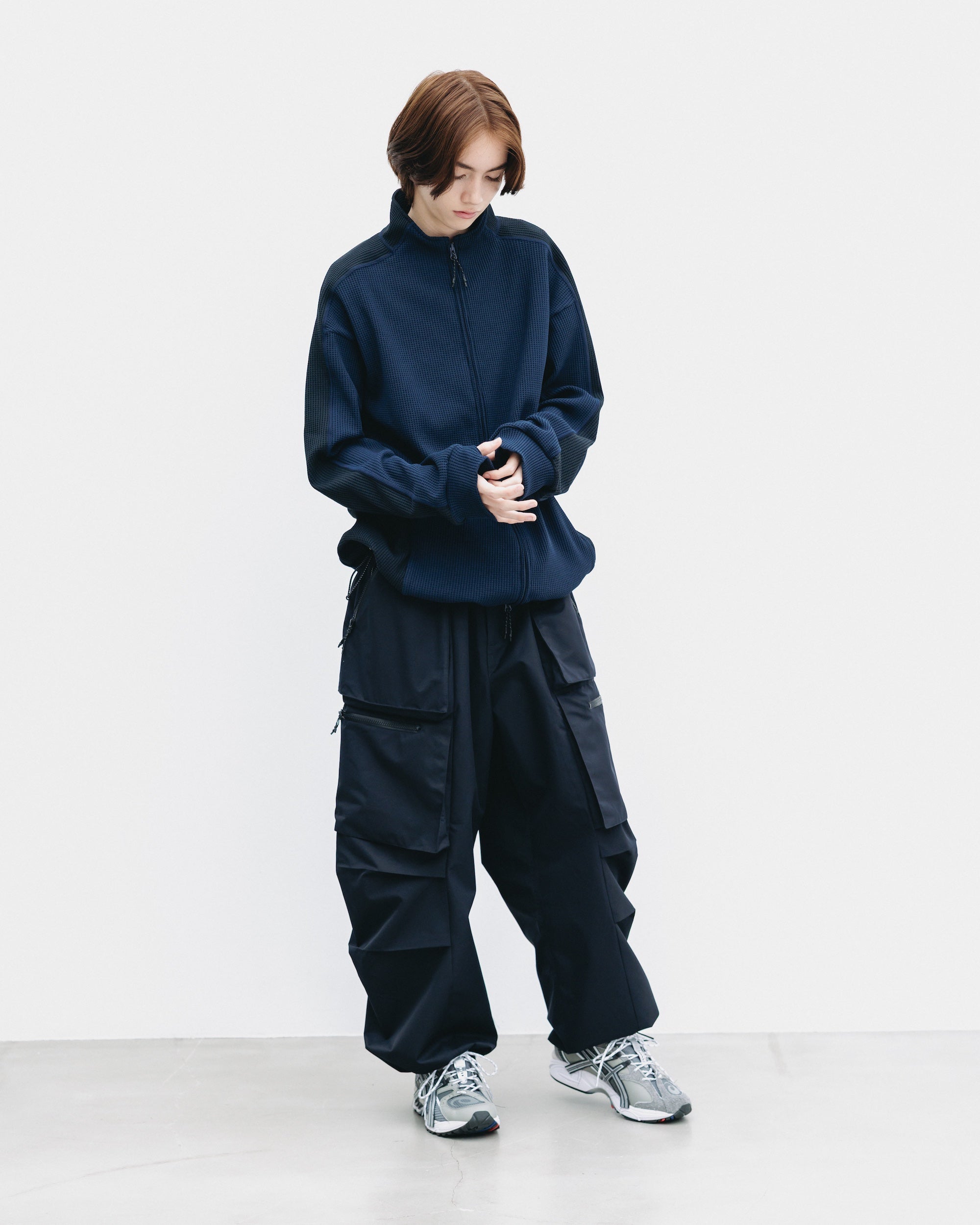 CITY LIGHT THERMAL ZIP UP (NAVY×BLACK)