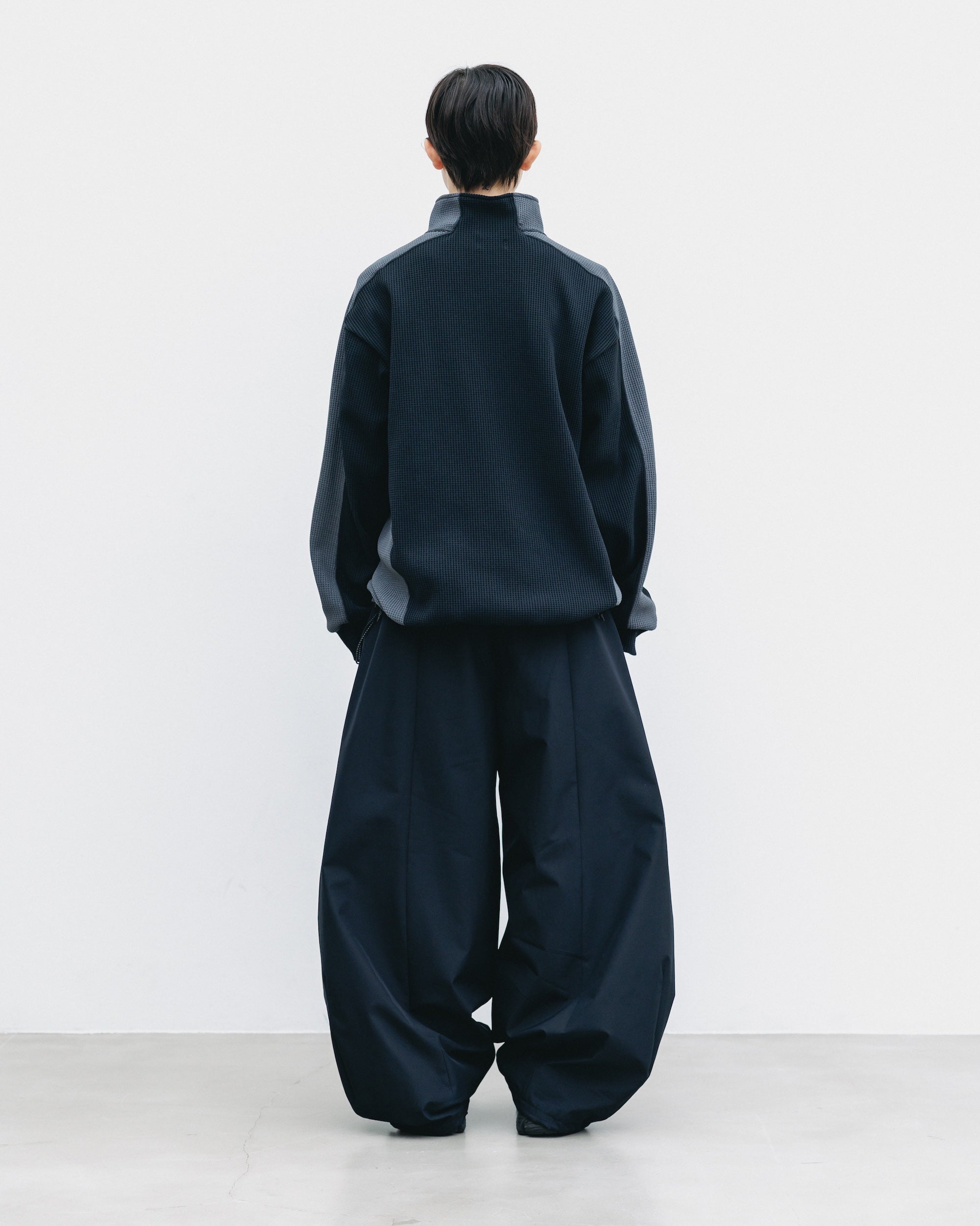 CITY LIGHT THERMAL ZIP UP (BLACK×GRAY)