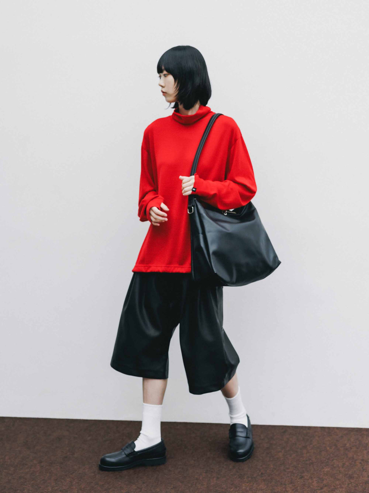 【9.16 WED 20:00- IN STOCK】SYNTHETIC SKIN-TEX CITY BAGGY HALF PANTS (BLACK)