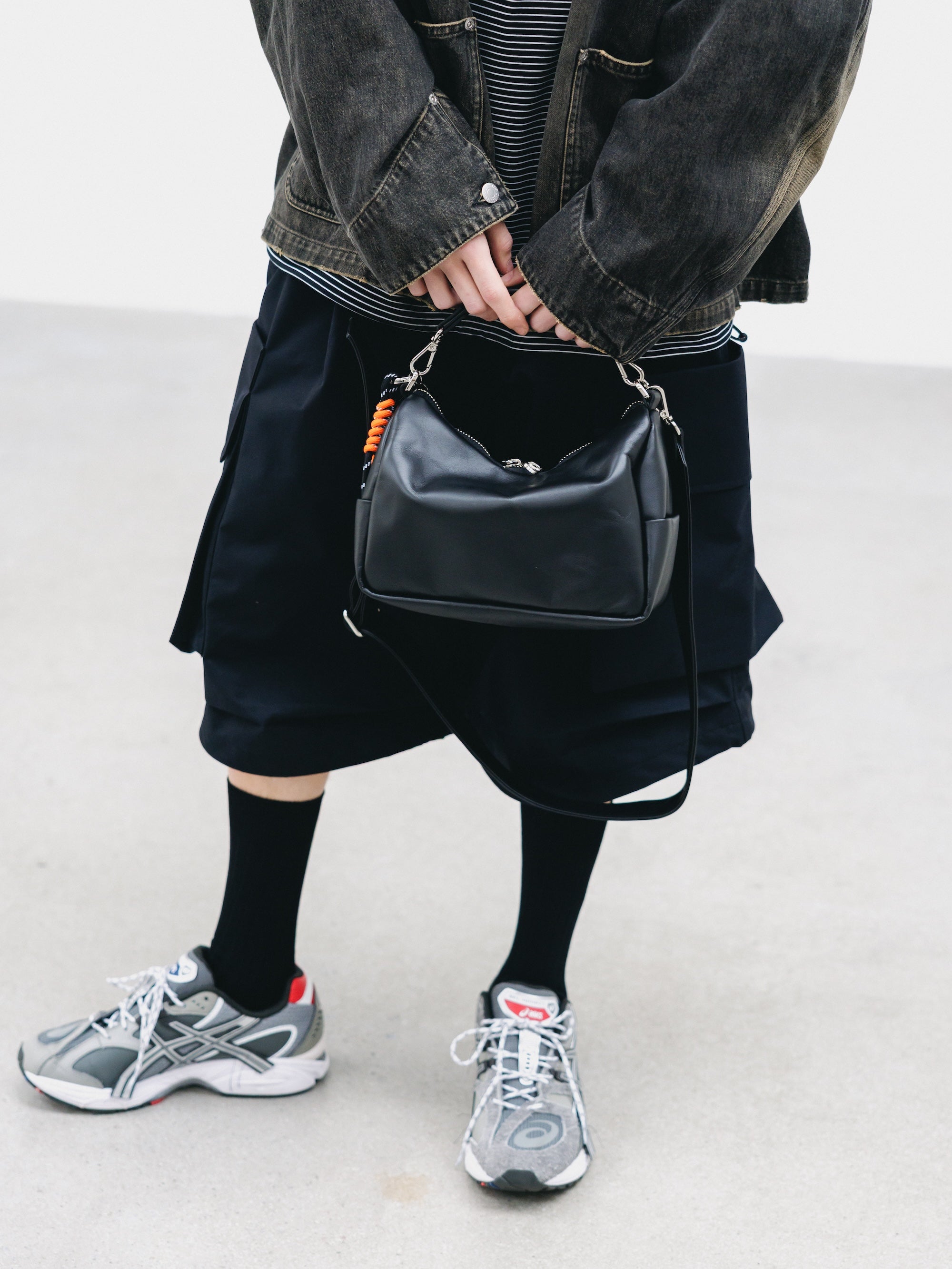 【7.29 WED 20:00- IN STOCK】LEATHER DAYOFF BAG MINI (BLACK)