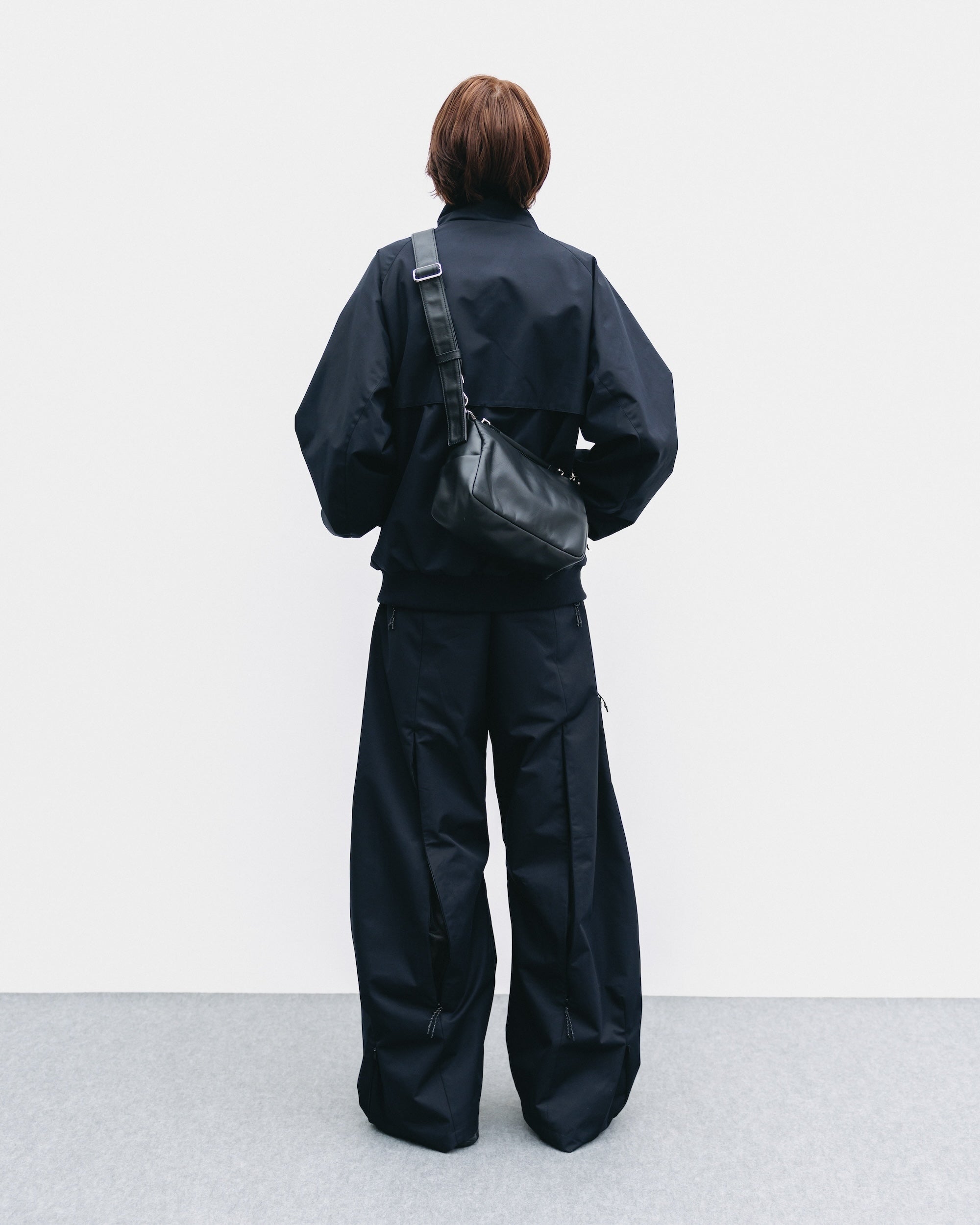 【11.12 WED 20:00- IN STOCK】LEATHER DAYOFF BAG MINI