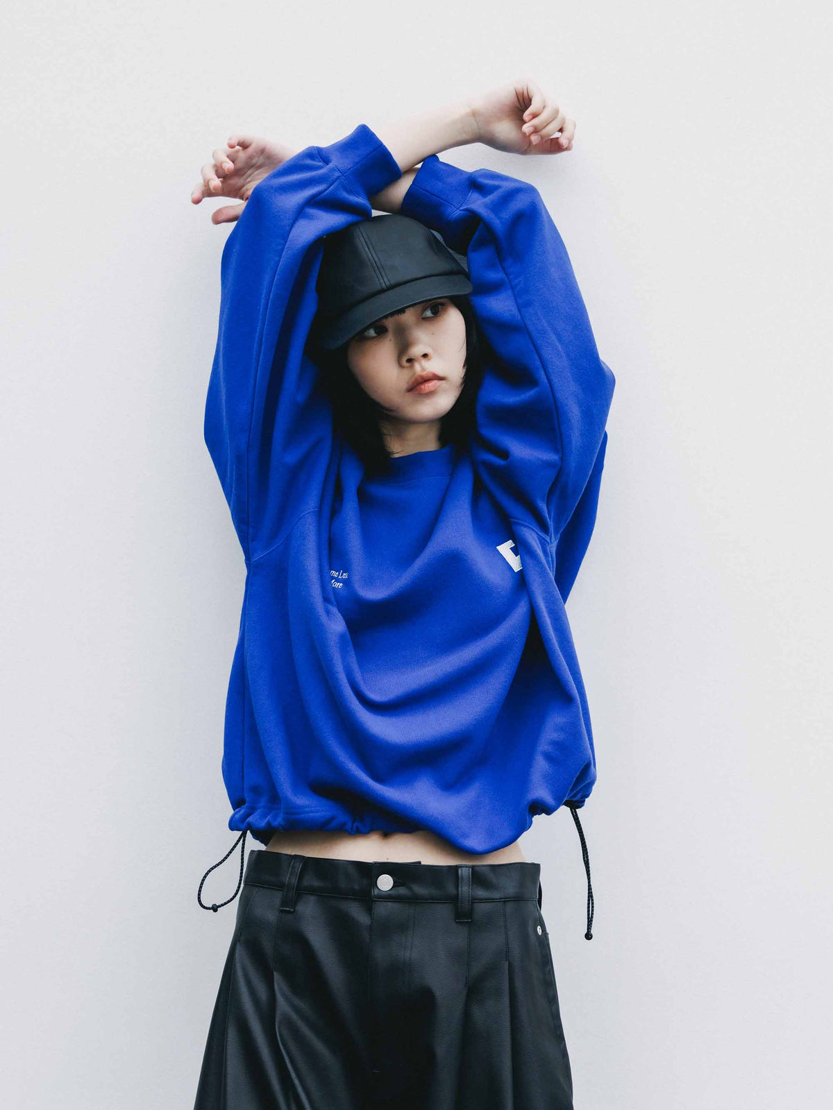 【9.23 WED 20:00- IN STOCK】"C×CONCEPT" SWEATSHIRT WITH DRAWSTRINGS (BLUE)