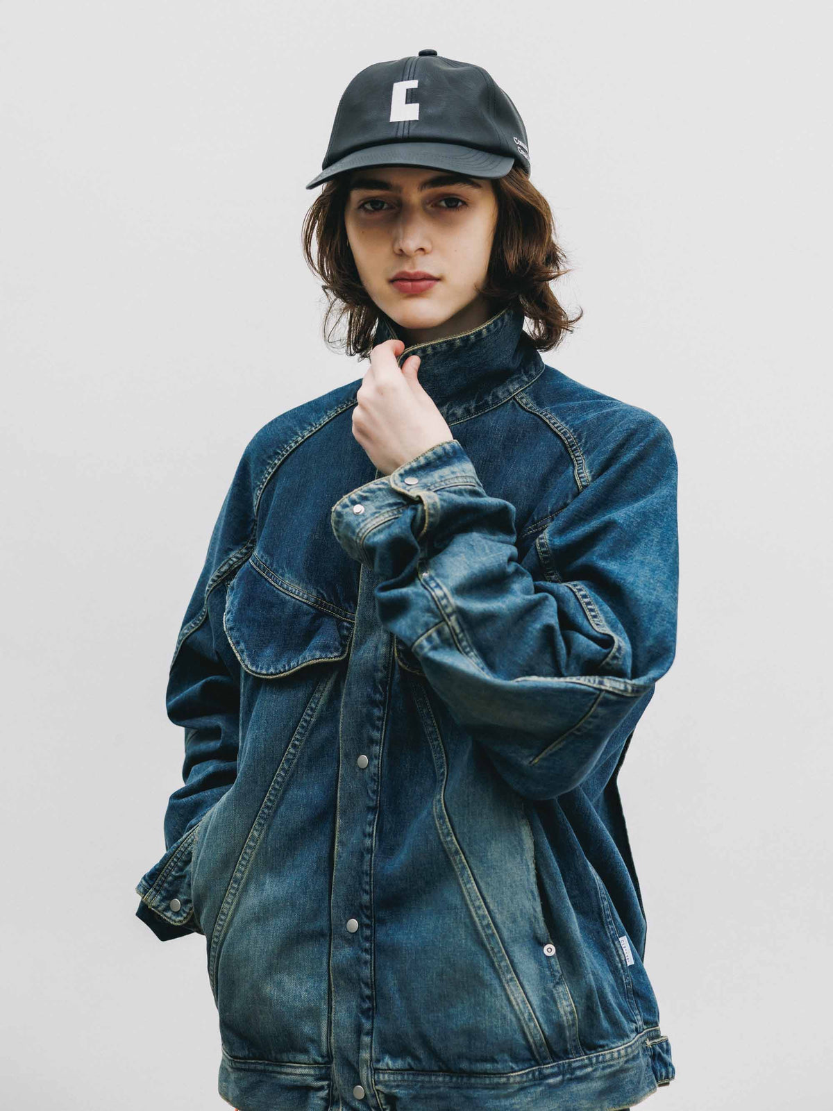 【9.16 WED 20:00- IN STOCK】"C"SYNTHETIC SKIN-TEX CITY CAP (BLACK)