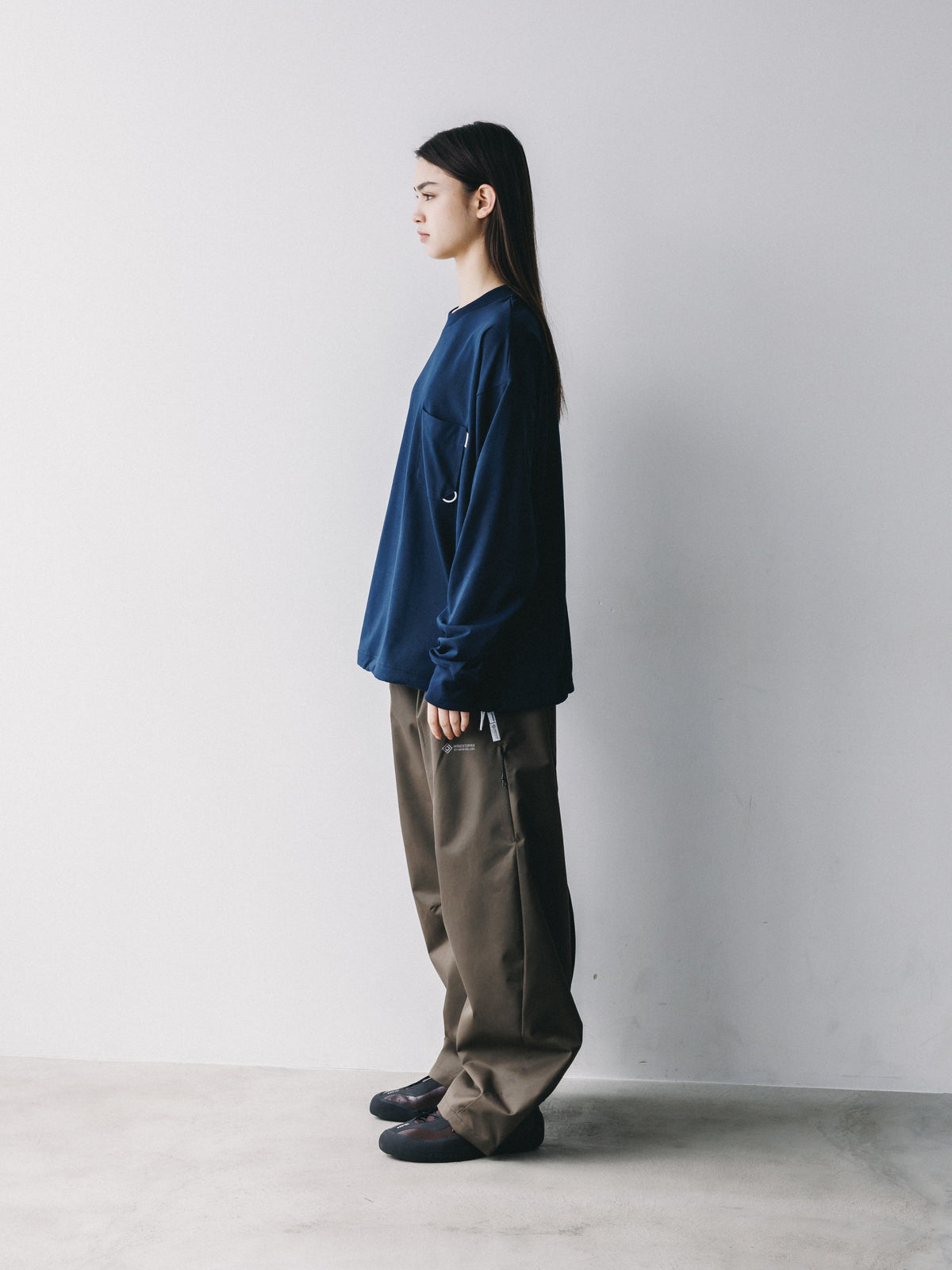 【10.17 SAT 20:00- IN STOCK】 TECH POCKET L/S T-SHIRT (NAVY)