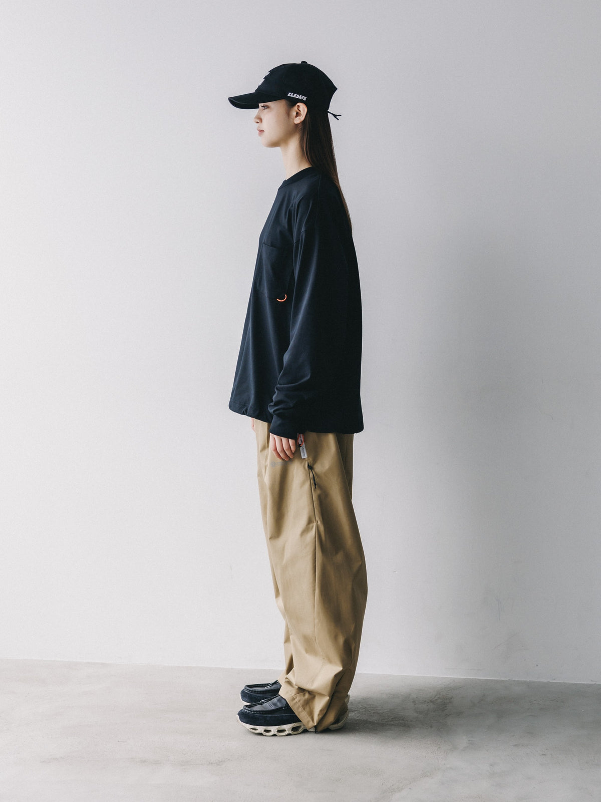 【10.17 SAT 20:00- IN STOCK】 TECH POCKET L/S T-SHIRT (BLACK)