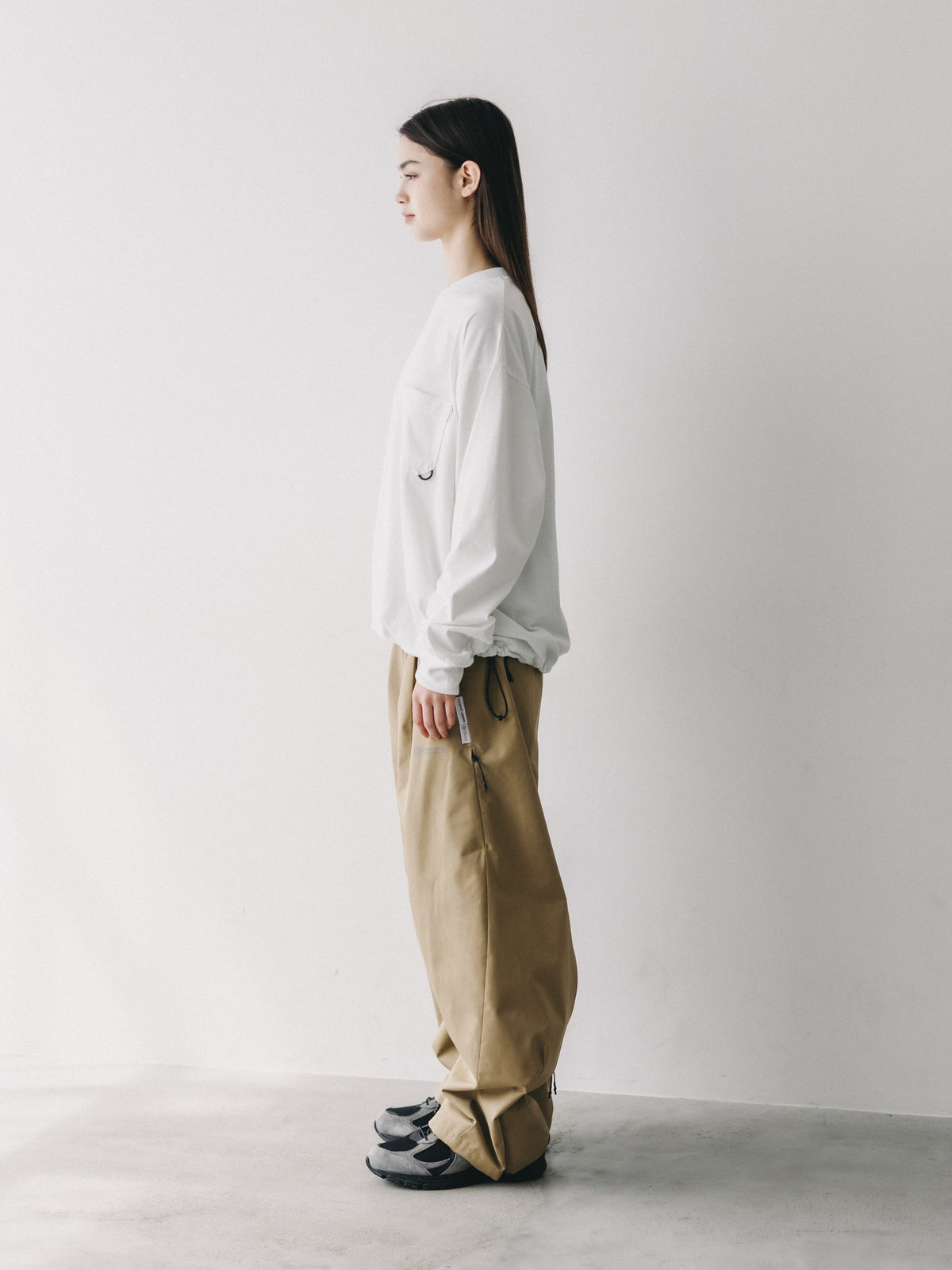 【10.17 SAT 20:00- IN STOCK】 TECH POCKET L/S T-SHIRT (WHITE)