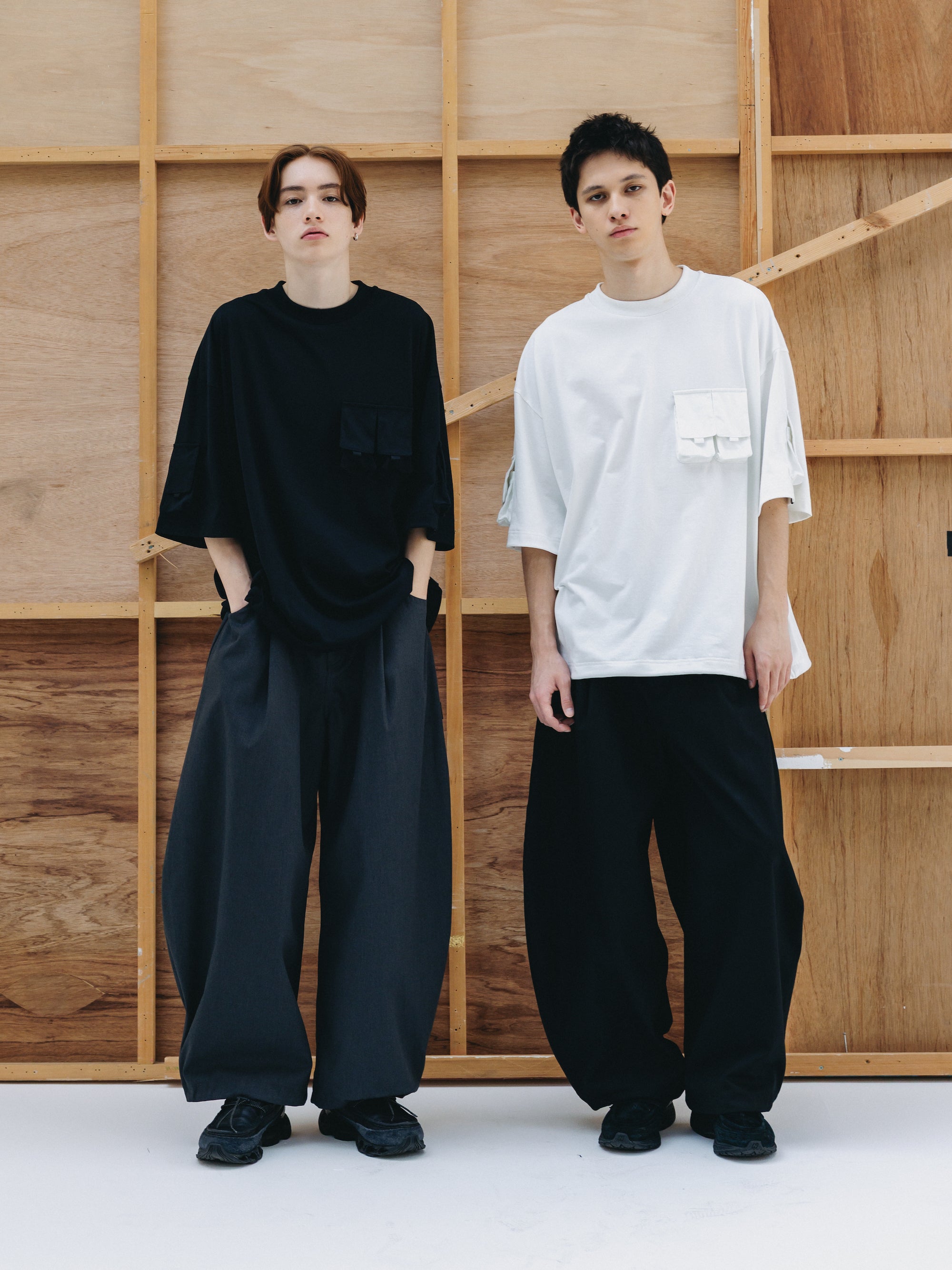 MULTI POCKET S/S T-SHIRT (WHITE)
