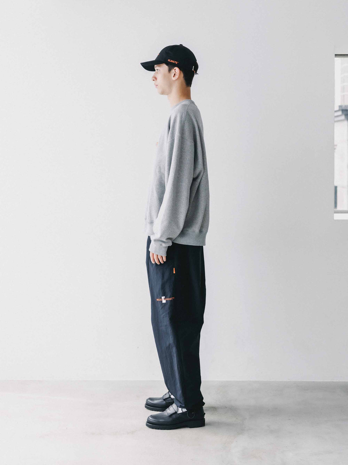 【10.4 SUN 20:00- IN STOCK】【LIMITED】 “C×YES GOOD MARKET"  L/S SWEATSHIRT (TOP GRAY)