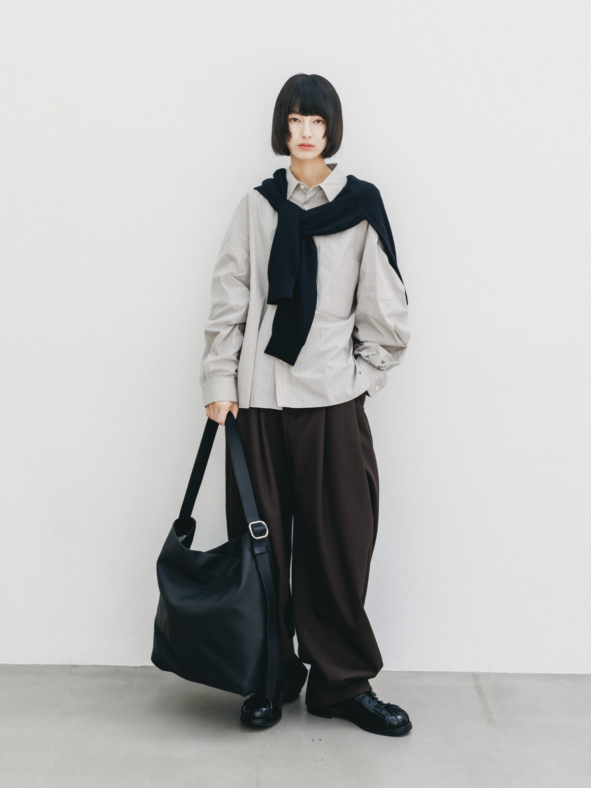 【10.14 WED 20:00- IN STOCK】 STRIPED EVERYDAY BOX FIT L/S SHIRT (GRAY STRIPE)