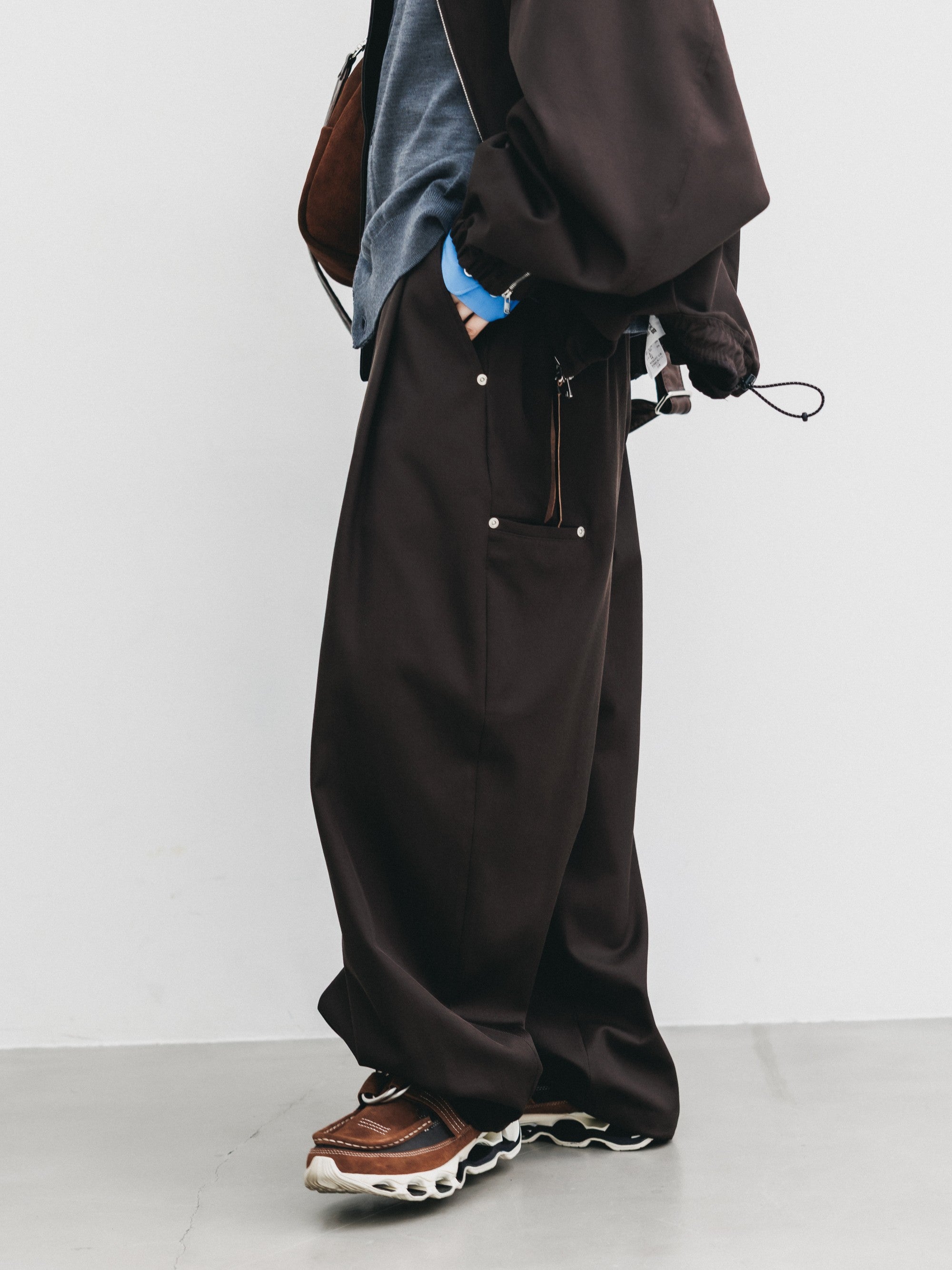 10.7 WED 20:00- IN STOCK】 WOOL KERSEY CITY WIDE TAPERED BALLOON PANTS