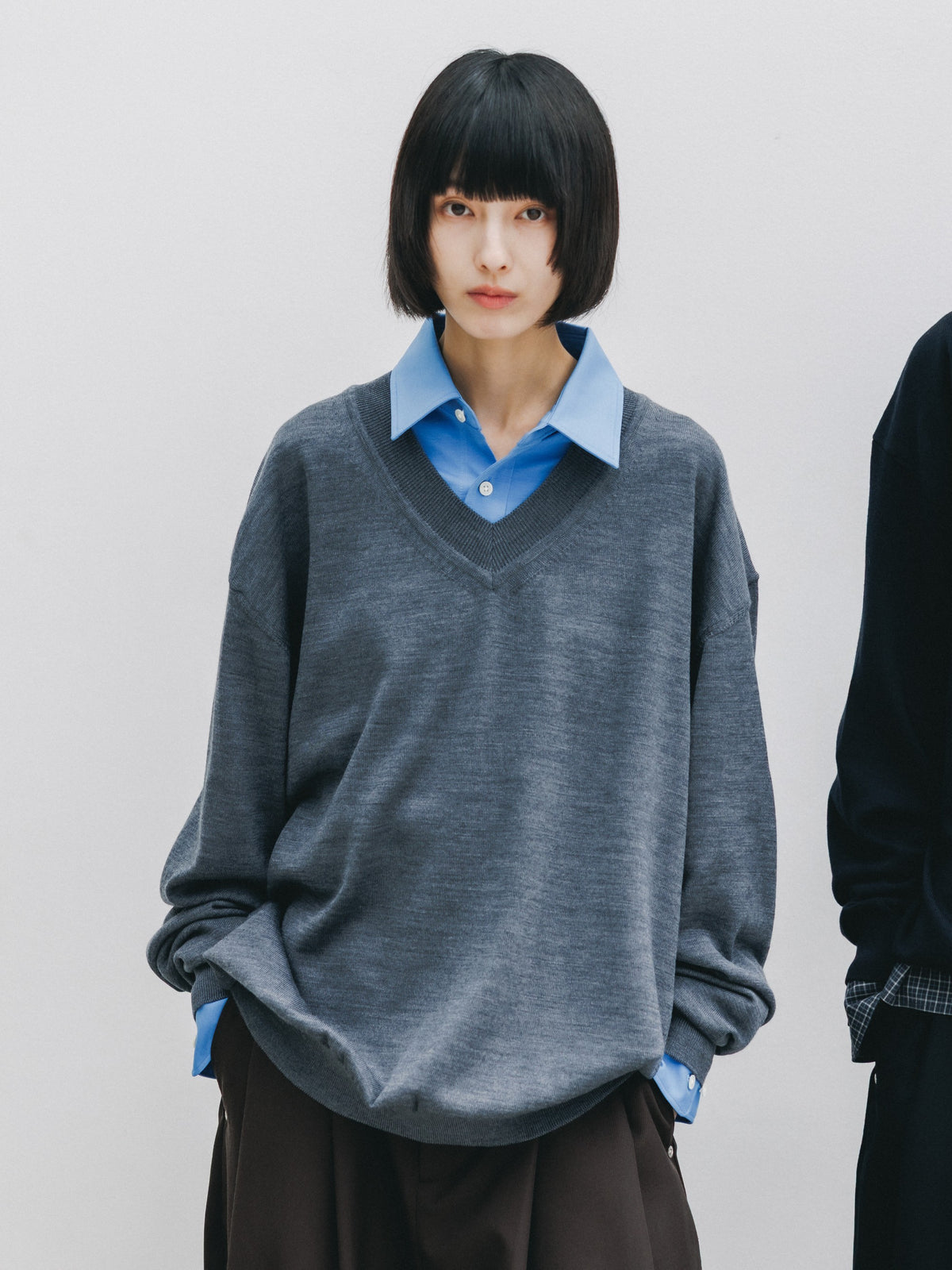 【10.31 SAT 20:00- IN STOCK】 12G WOOL V-NECK KNIT PULLOVER (GRAY)