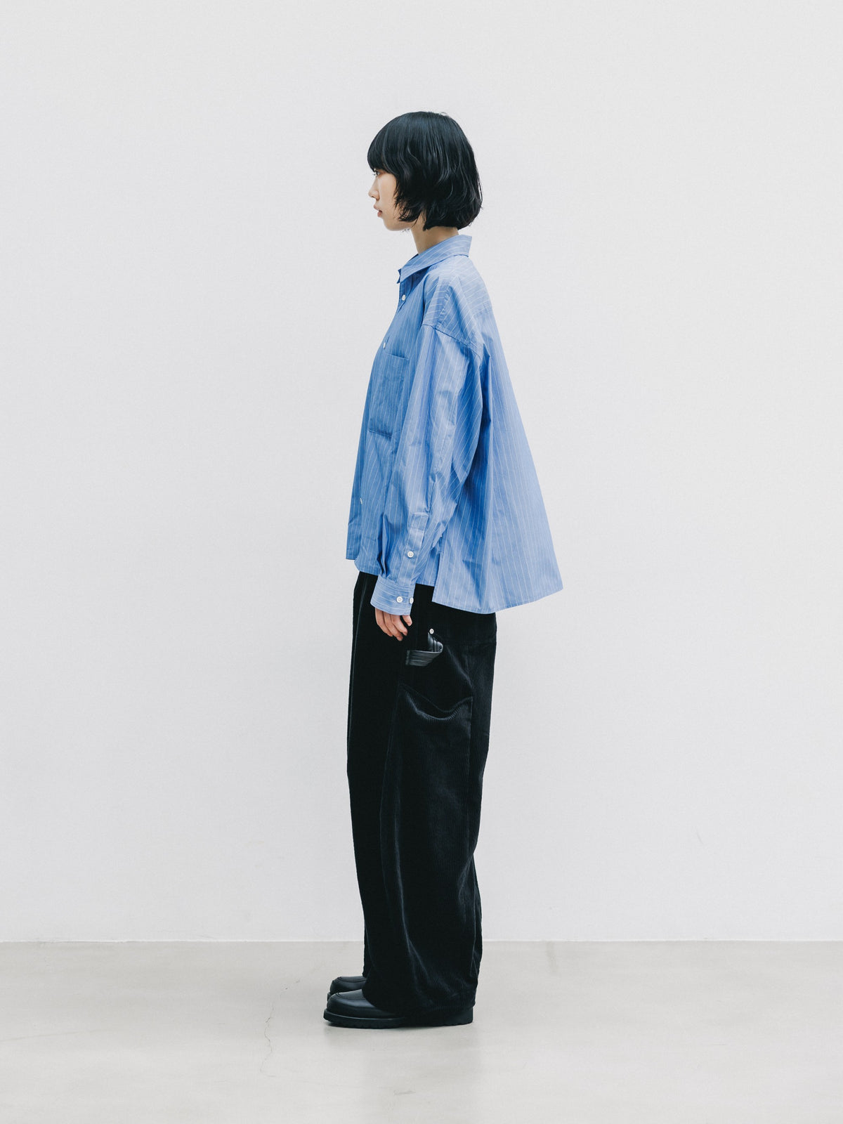 【10.14 WED 20:00- IN STOCK】 STRIPED EVERYDAY BOX FIT L/S SHIRT (BLUE STRIPE)