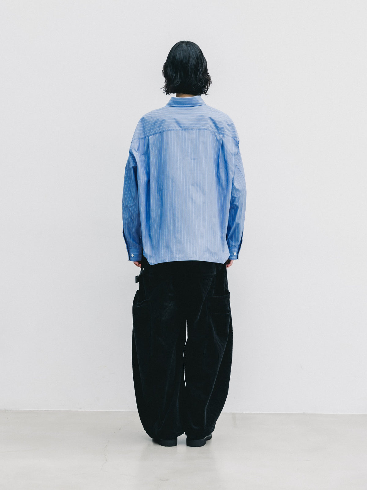 【10.14 WED 20:00- IN STOCK】 STRIPED EVERYDAY BOX FIT L/S SHIRT (BLUE STRIPE)