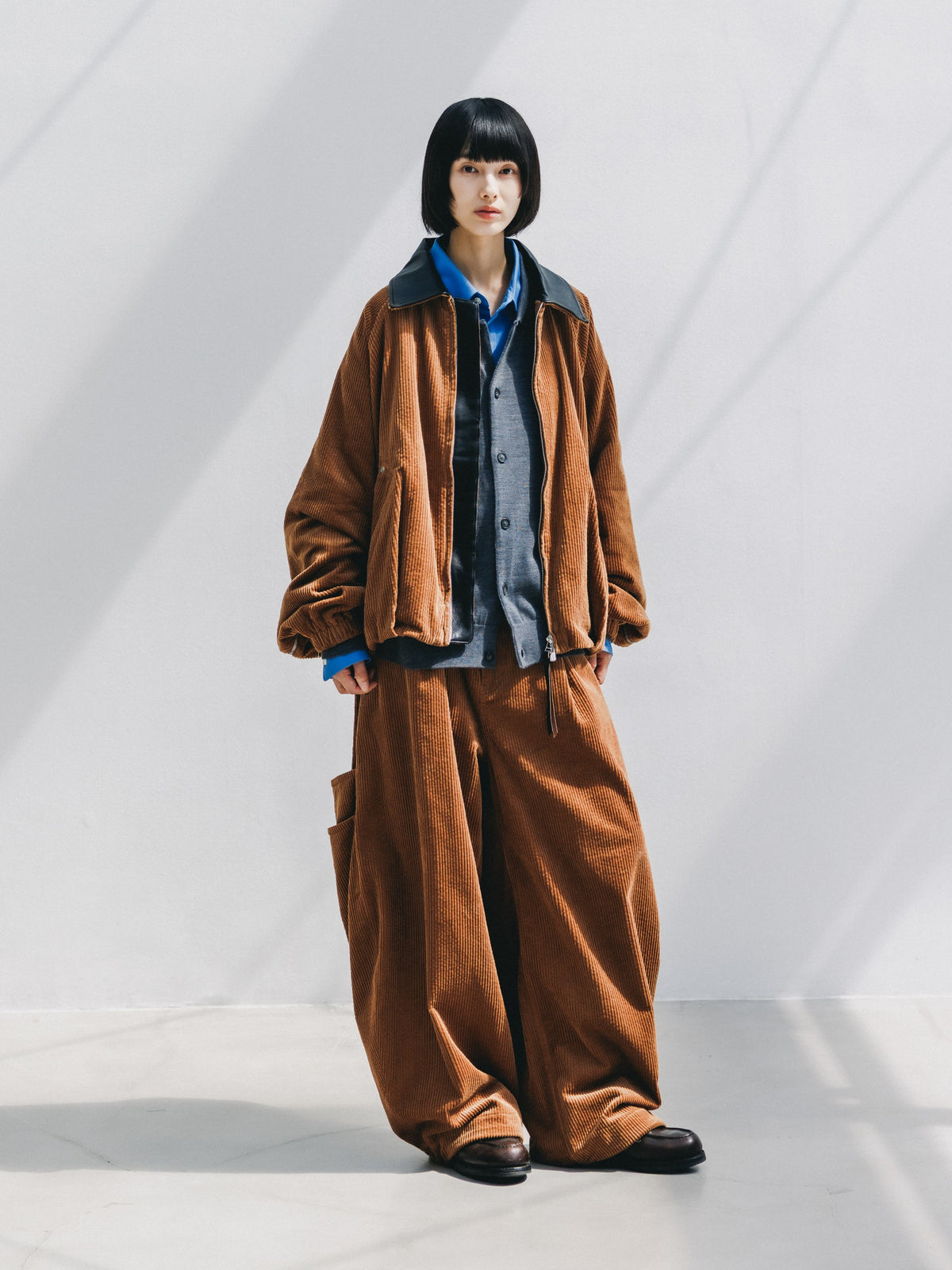 【10.21 WED 20:00- IN STOCK】 LEATHER COLLAR CORDUROY CITY UTILITY BALLOON JACKET (CAMEL)