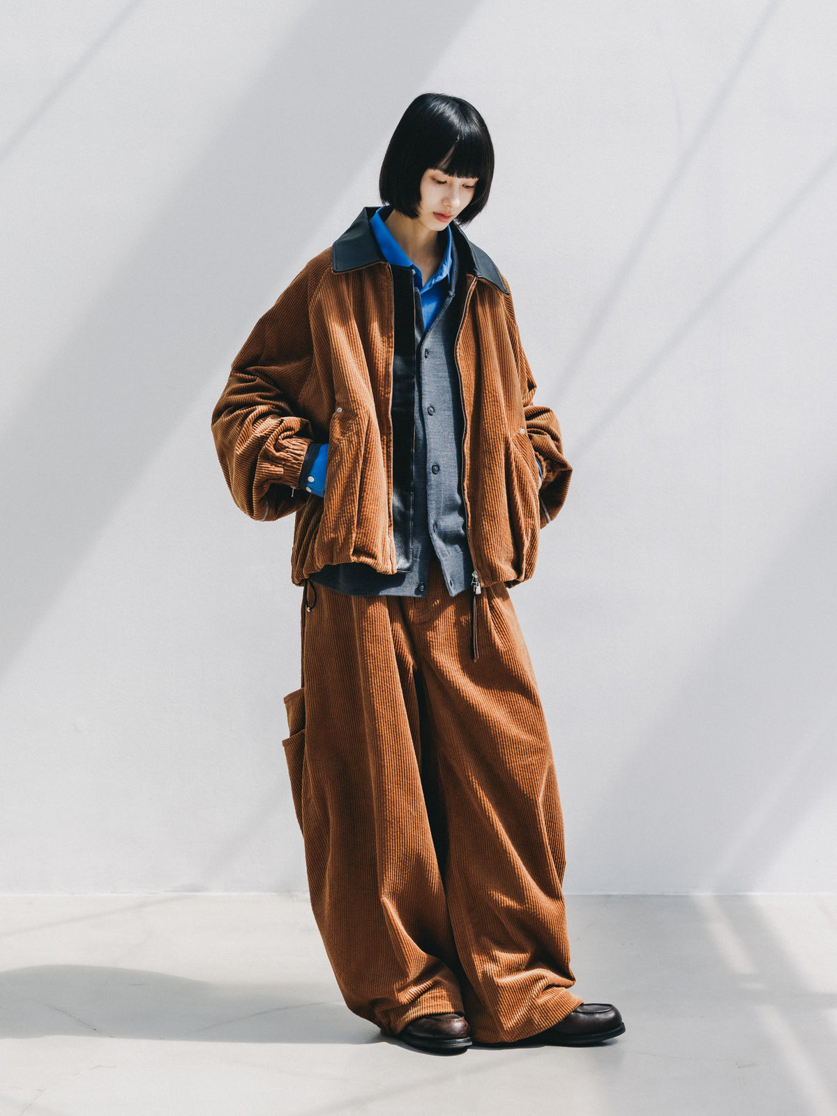 【10.21 WED 20:00- IN STOCK】 LEATHER COLLAR CORDUROY CITY UTILITY BALLOON JACKET (CAMEL)