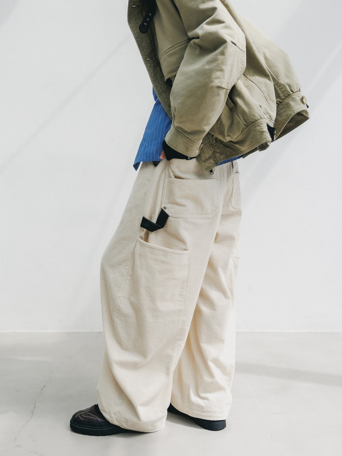 【10.21 WED 20:00- IN STOCK】 CORDUROY CITY MASSIVE UTILITY PANTS (OFF WHITE)