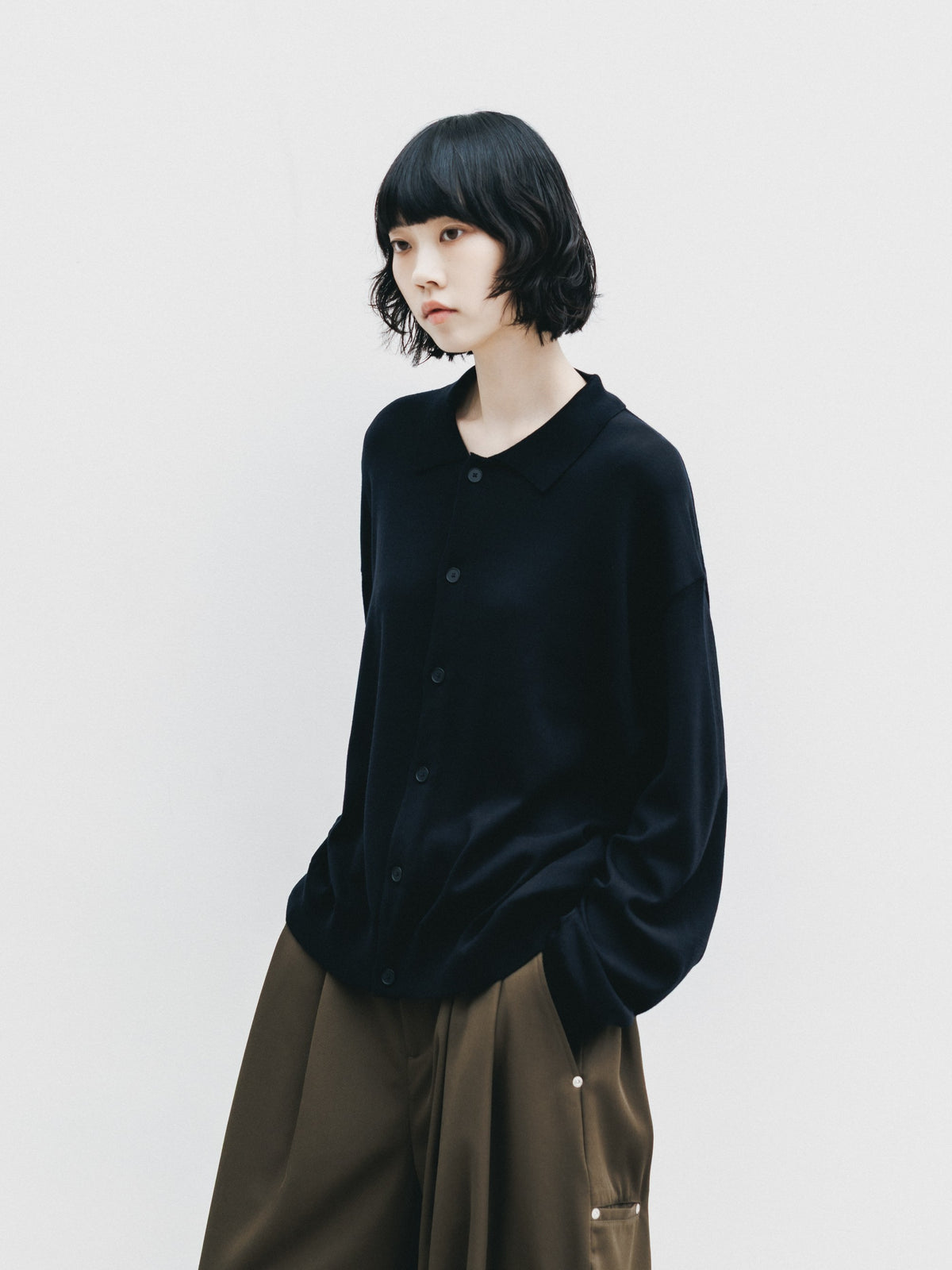 【10.21 WED 20:00- IN STOCK】 12G WOOL KNIT COLLARED CARDIGAN (BLACK)