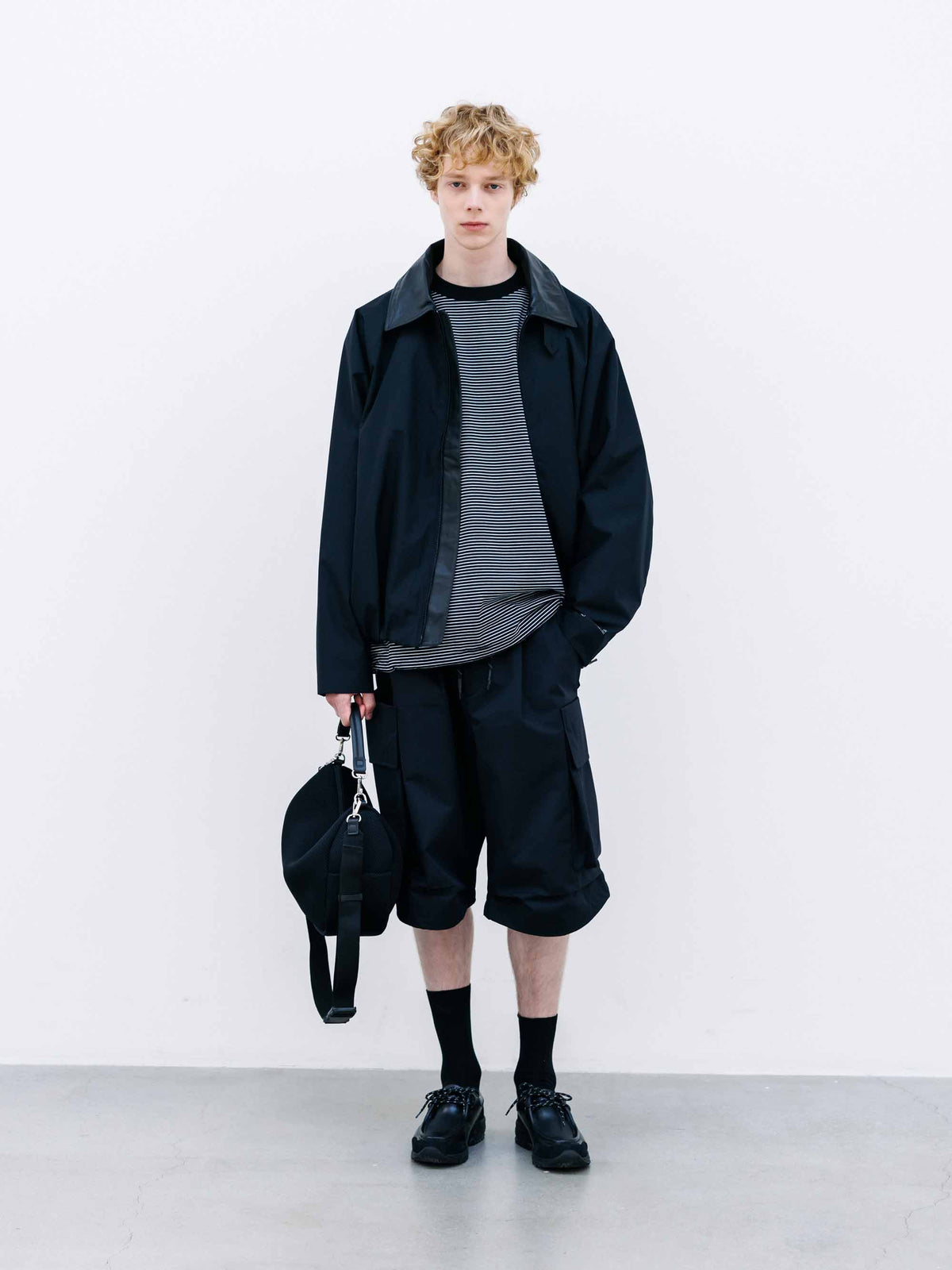 【9.12 SAT 20:00- IN STOCK】W-MESH DAYOFF BAG (BLACK)