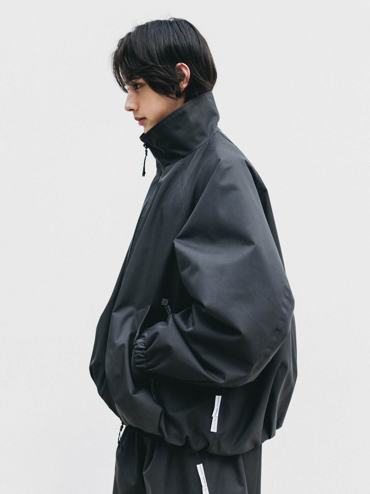 【10.17 SAT 20:00- IN STOCK】 +phenix WINDSTOPPER® by GORE-TEX LABS TWILL CITY STAND BALLOON UTILITY JACKET (SHADOW GRAY)