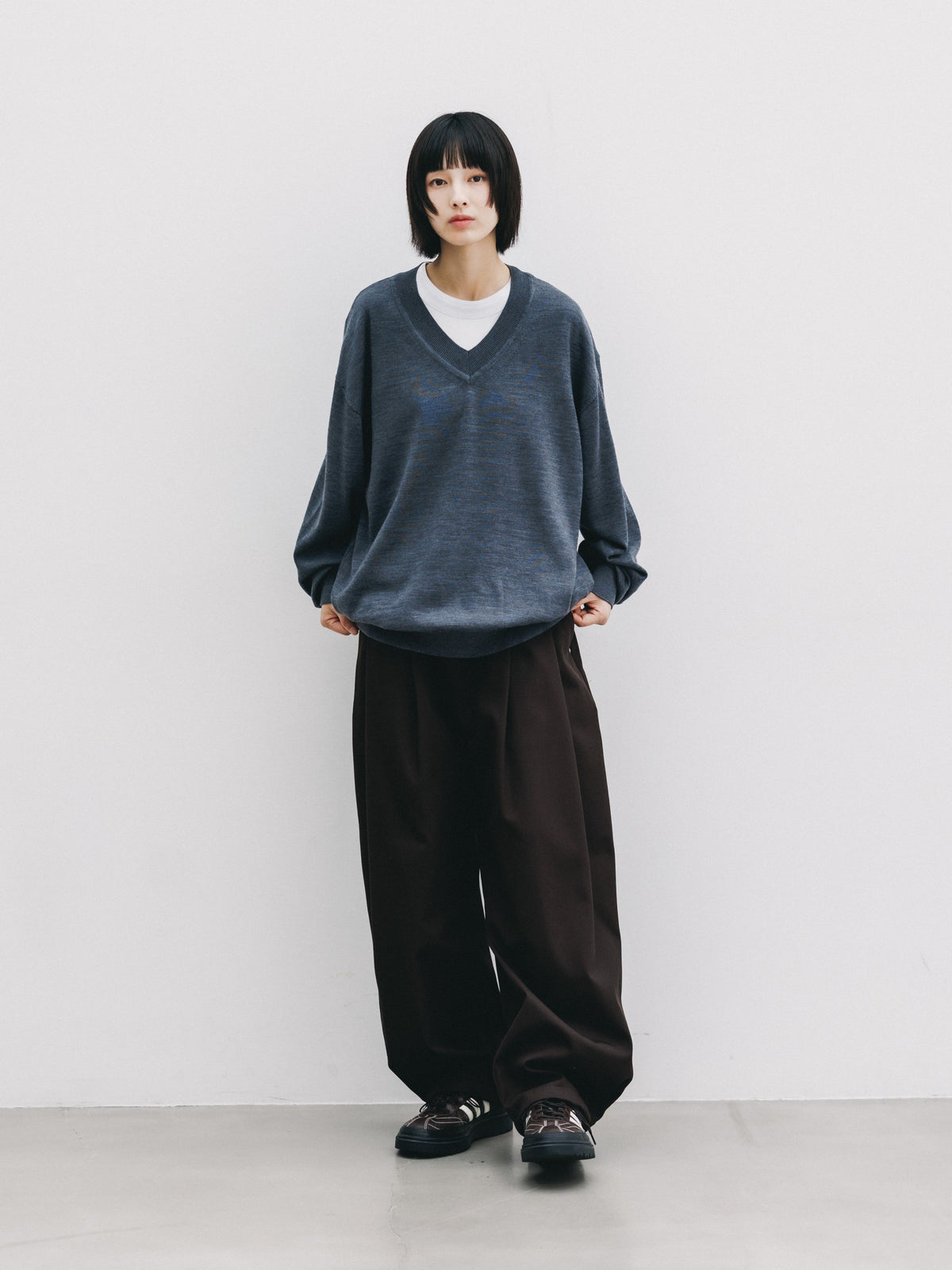 【10.31 SAT 20:00- IN STOCK】 12G WOOL V-NECK KNIT PULLOVER (GRAY)