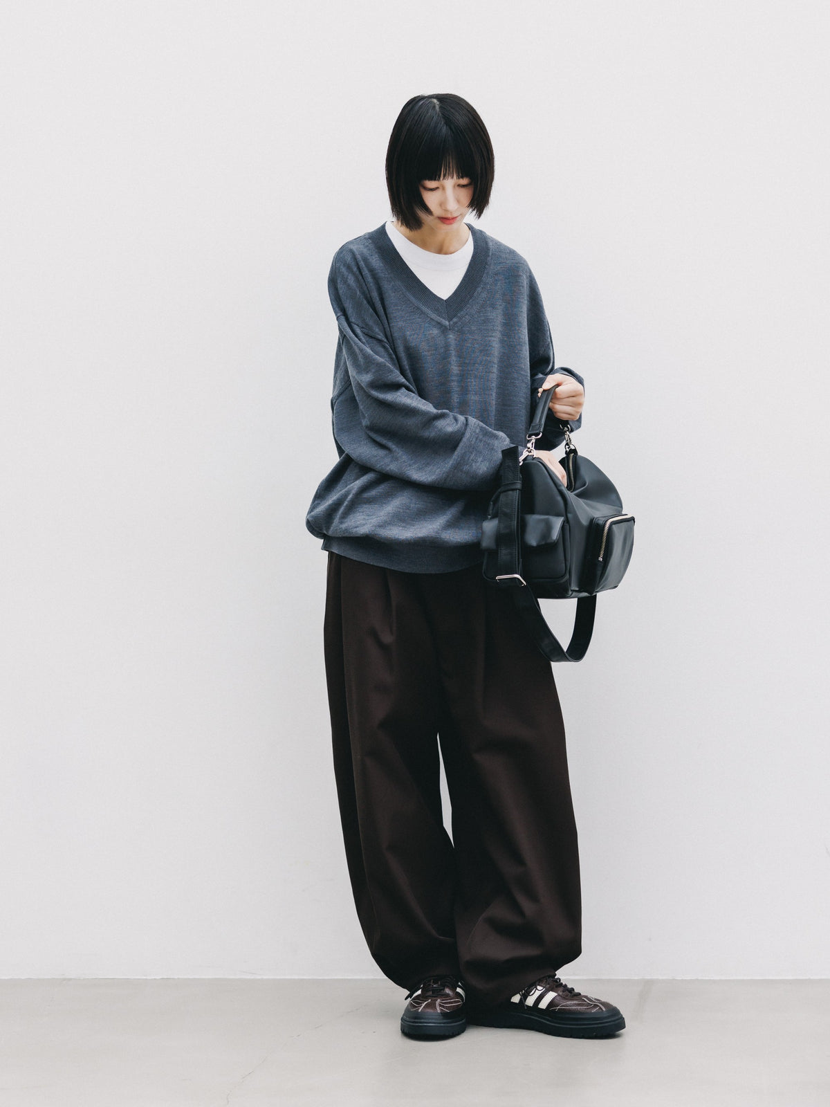 【10.31 SAT 20:00- IN STOCK】 12G WOOL V-NECK KNIT PULLOVER (GRAY)