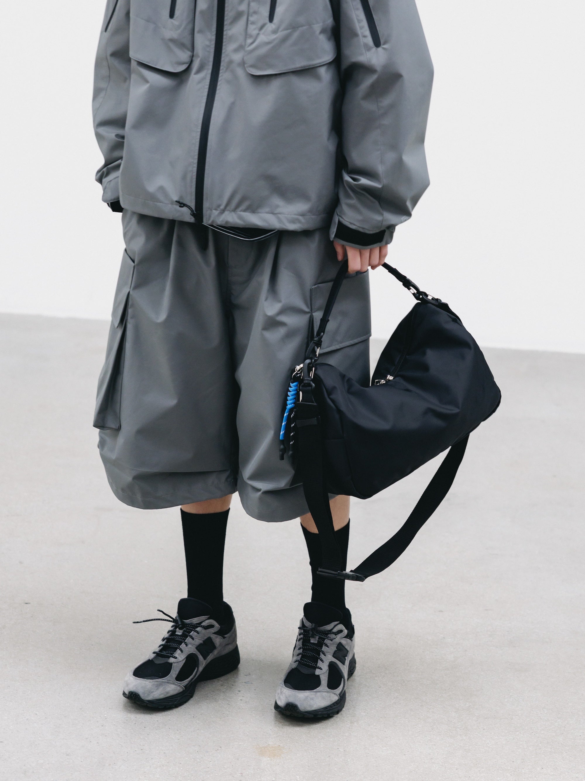 【2.18 WED 20:00- IN STOCK】DAYOFF BAG (BLACK)