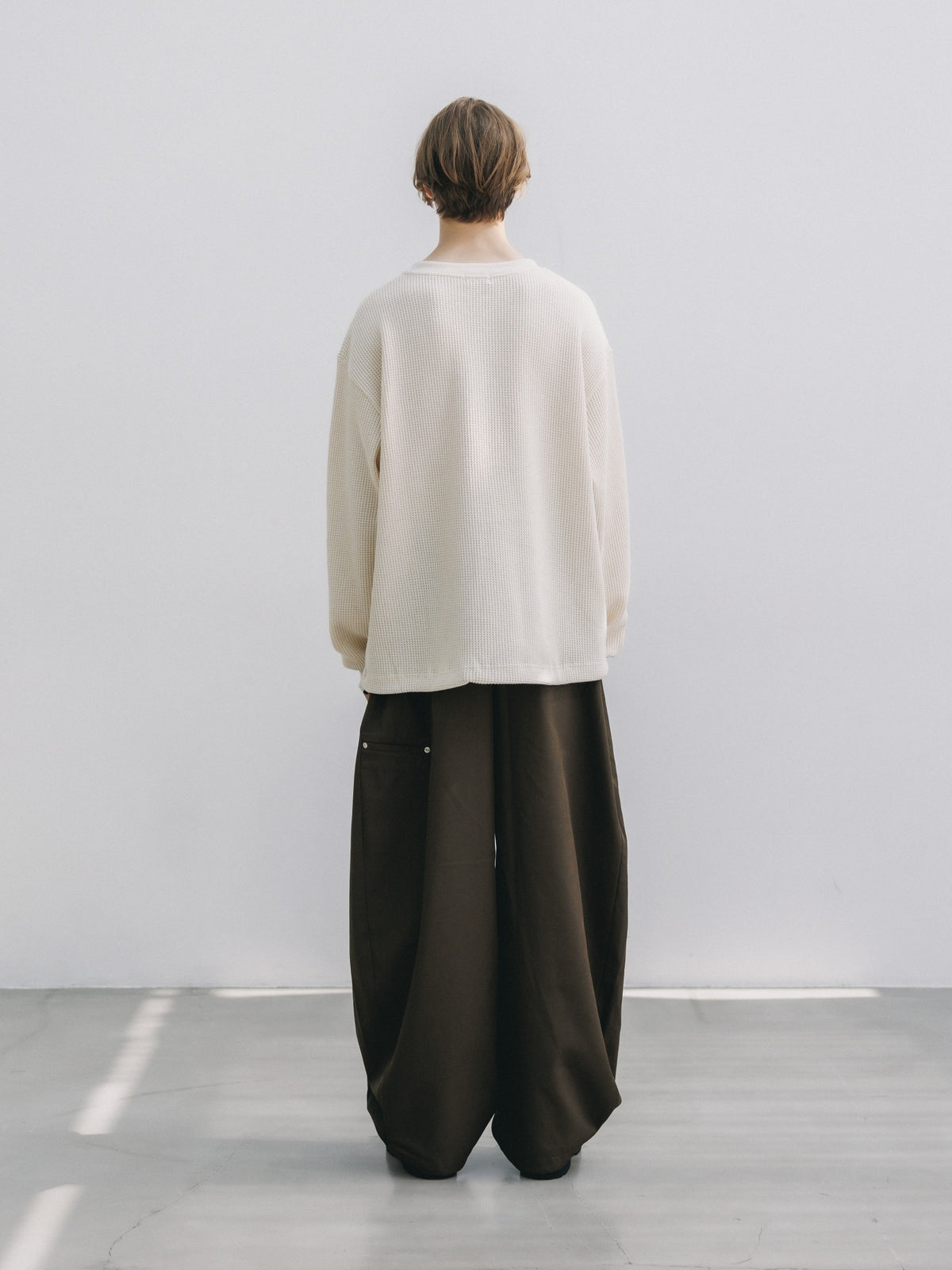 【10.28 WED 20:00- IN STOCK】 THERMAL HENLEY NECK L/S T-SHIRT WITH DRAWSTRINGS (IVORY)
