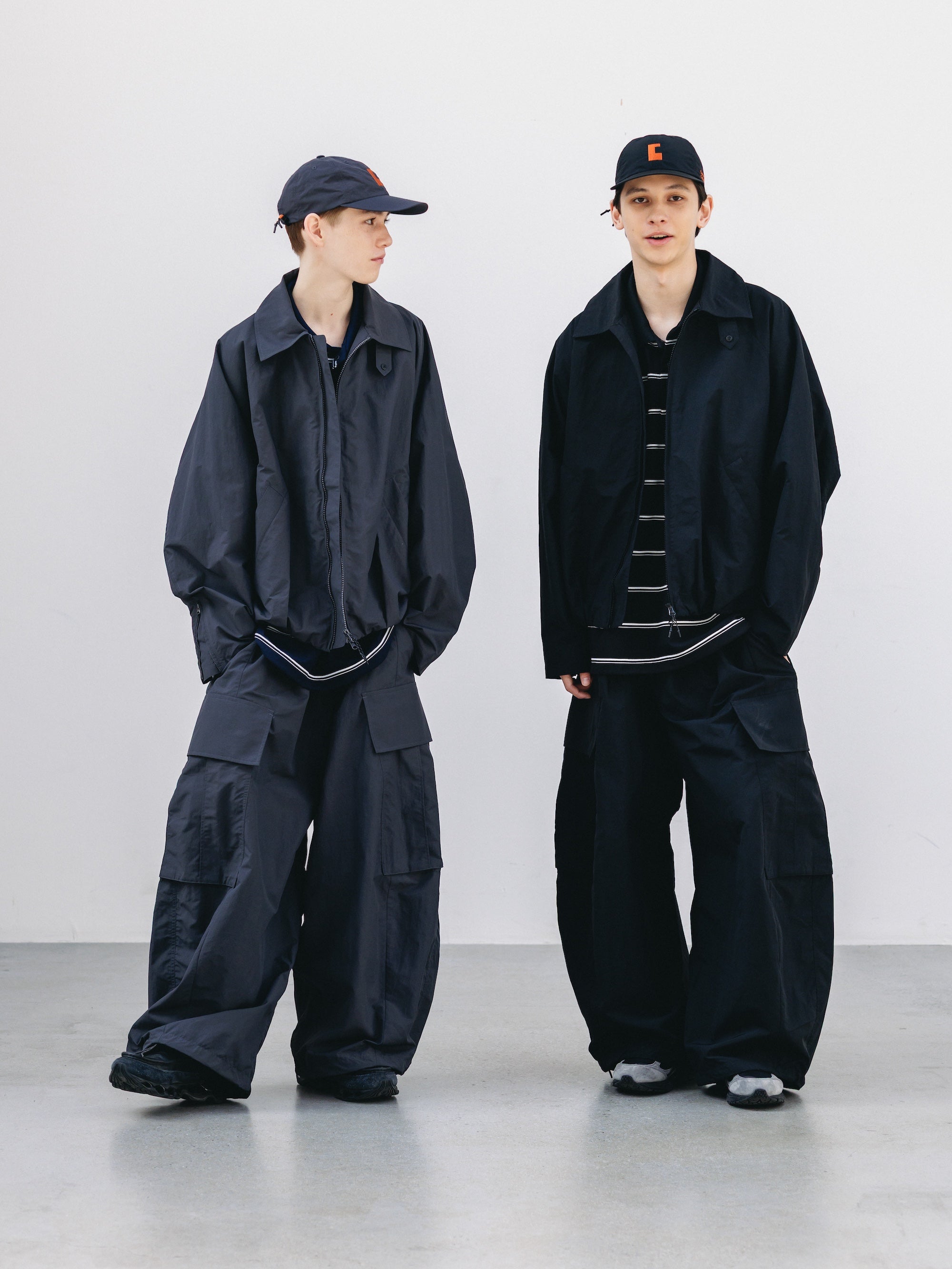 【限定商品】GABARDINE UTILITY BALLOON JACKET ACTIVE CITY UTILITY BALLOON JACKET (CHARCOAL)