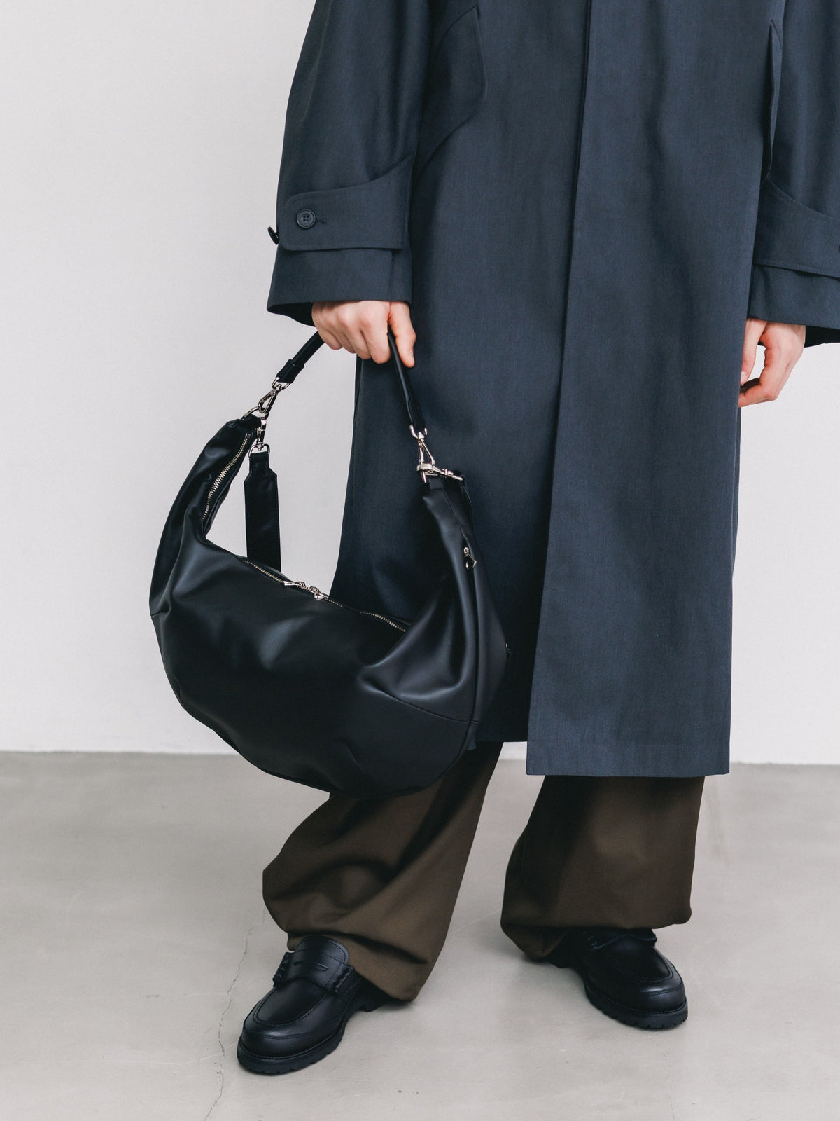【10.21 WED 20:00- IN STOCK】 LEATHER 2WAY SYSTEM BAG (BLACK)