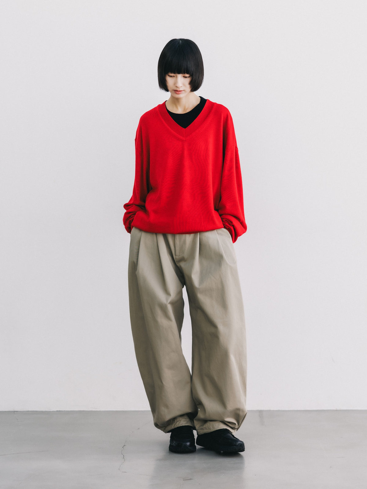 【10.31 SAT 20:00- IN STOCK】 12G WOOL V-NECK KNIT PULLOVER (RED)