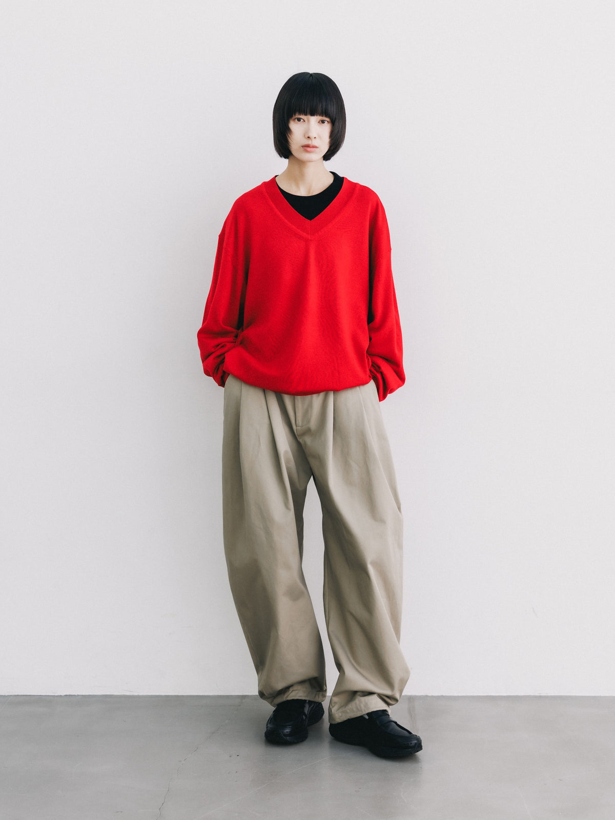 【10.31 SAT 20:00- IN STOCK】 12G WOOL V-NECK KNIT PULLOVER (RED)