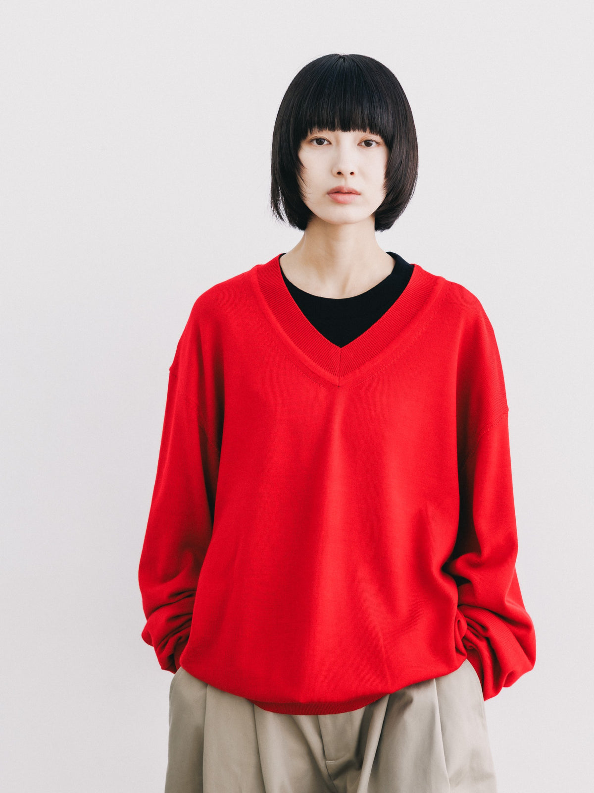 【10.31 SAT 20:00- IN STOCK】 12G WOOL V-NECK KNIT PULLOVER (RED)