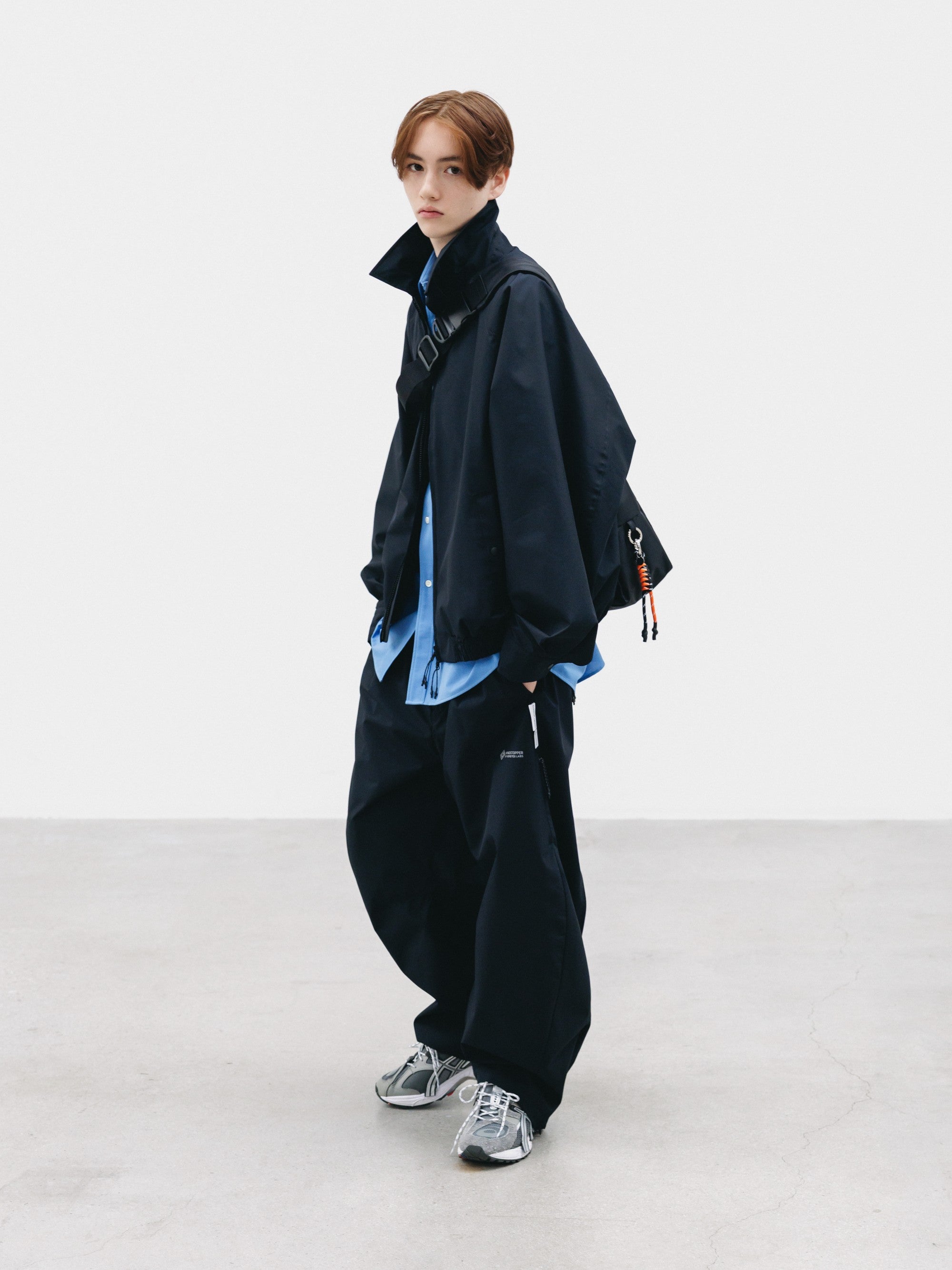 【9.2 WED 20:00- IN STOCK】+phenix WINDSTOPPER® by GORE-TEX LABS TWILL CITY BARREL LEG PANTS (BLACK×WHITE)