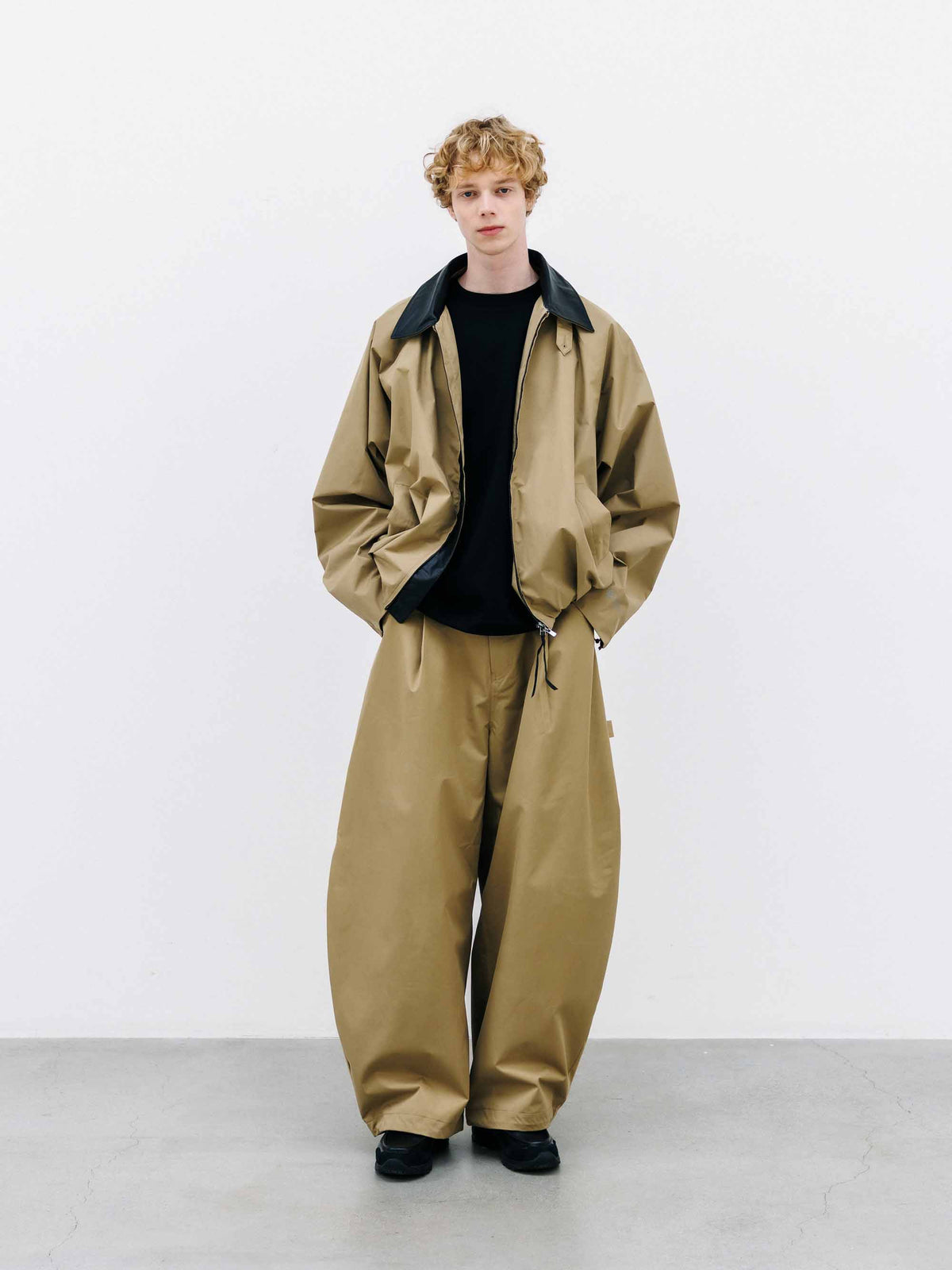 【9.26 SAT 20:00- IN STOCK】+phenix WINDSTOPPER® by GORE-TEX LABS CITY UTILITY BALLOON JACKET (CAMEL BEIGE)
