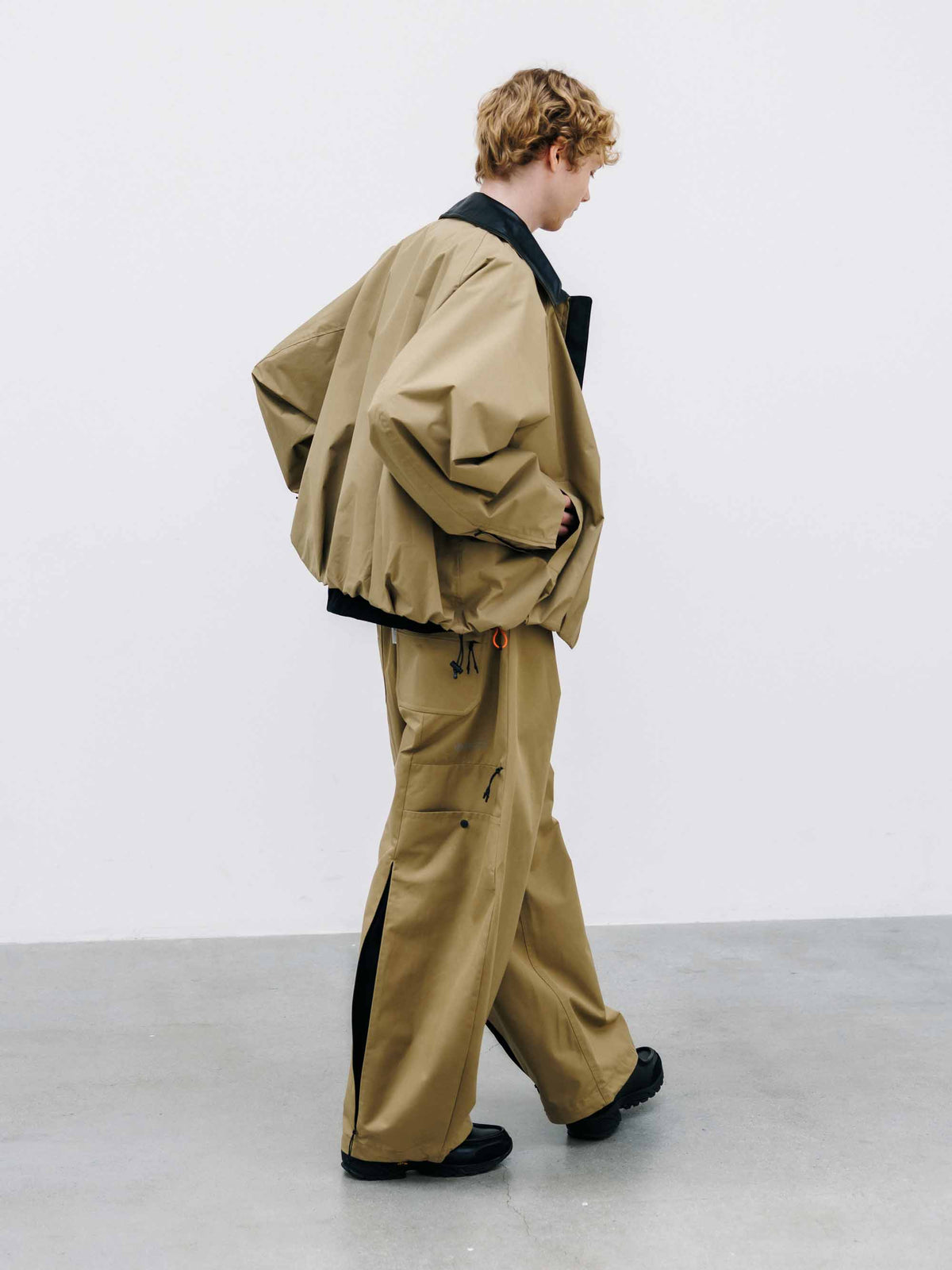 【9.26 SAT 20:00- IN STOCK】+phenix WINDSTOPPER® by GORE-TEX LABS CITY UTILITY BALLOON JACKET (CAMEL BEIGE)