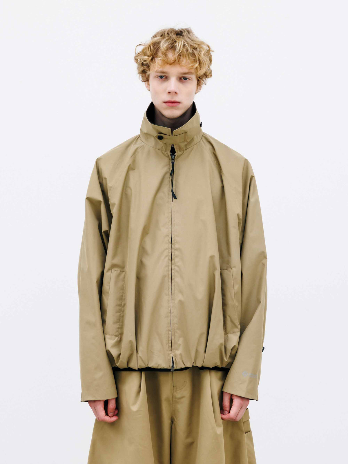 【9.26 SAT 20:00- IN STOCK】+phenix WINDSTOPPER® by GORE-TEX LABS CITY UTILITY BALLOON JACKET (CAMEL BEIGE)