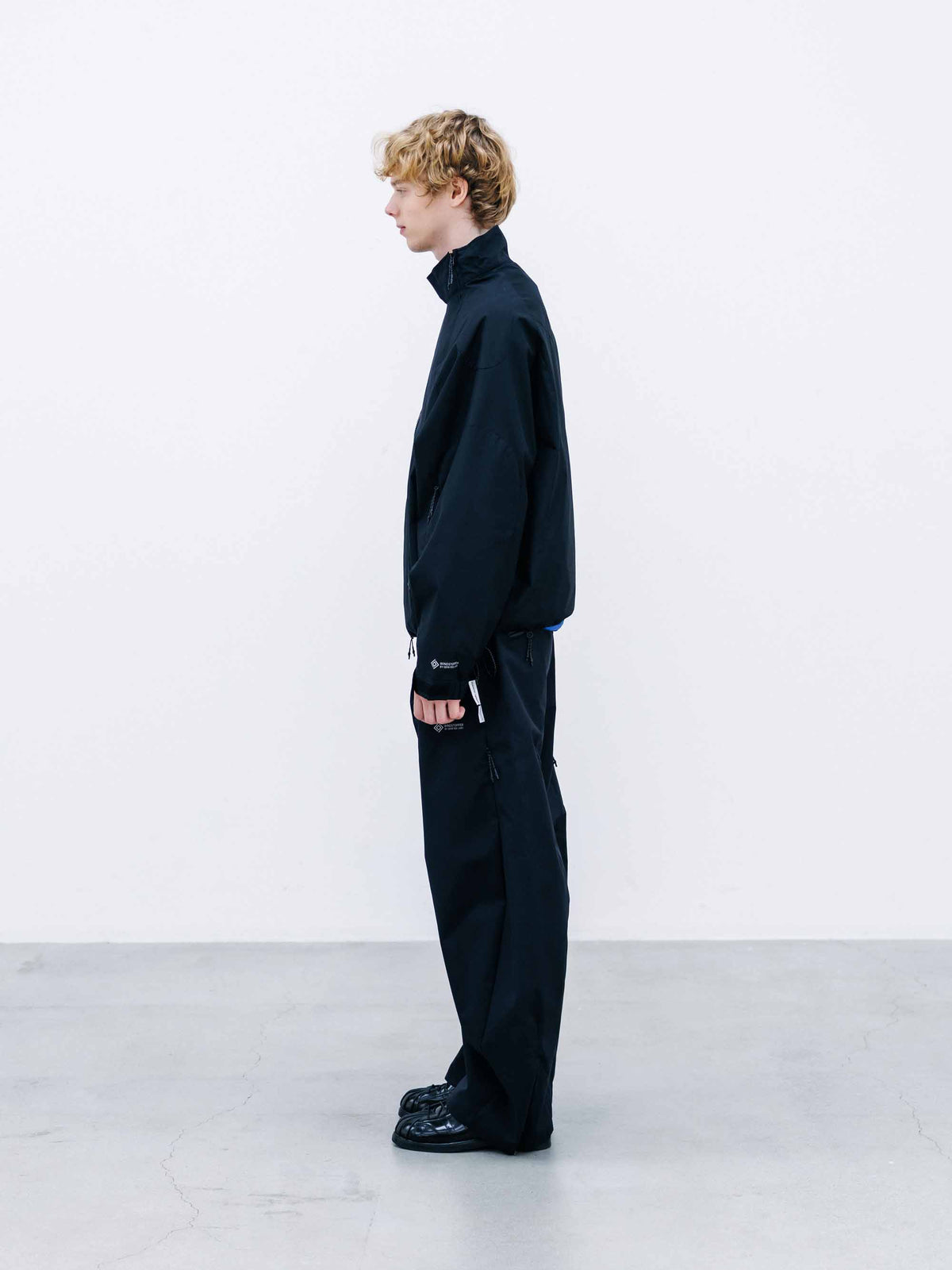 【9.26 SAT 20:00- IN STOCK】+phenix WINDSTOPPER® by GORE-TEX LABS CITY SIDEWINDER JACKET (BLACK)
