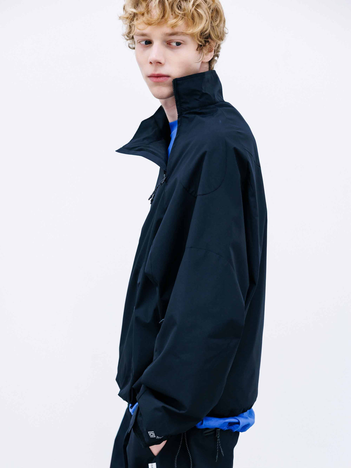 【9.26 SAT 20:00- IN STOCK】+phenix WINDSTOPPER® by GORE-TEX LABS CITY SIDEWINDER JACKET (BLACK)