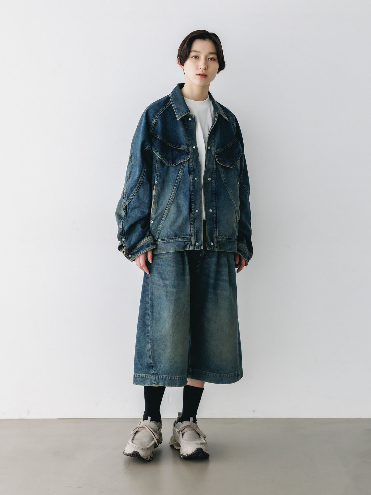 【10.10 SAT 20:00- IN STOCK】 VINTAGE DYED SELVEDGE DENIM FUTURE TRUCKER JACKET (VINTAGE INDIGO)