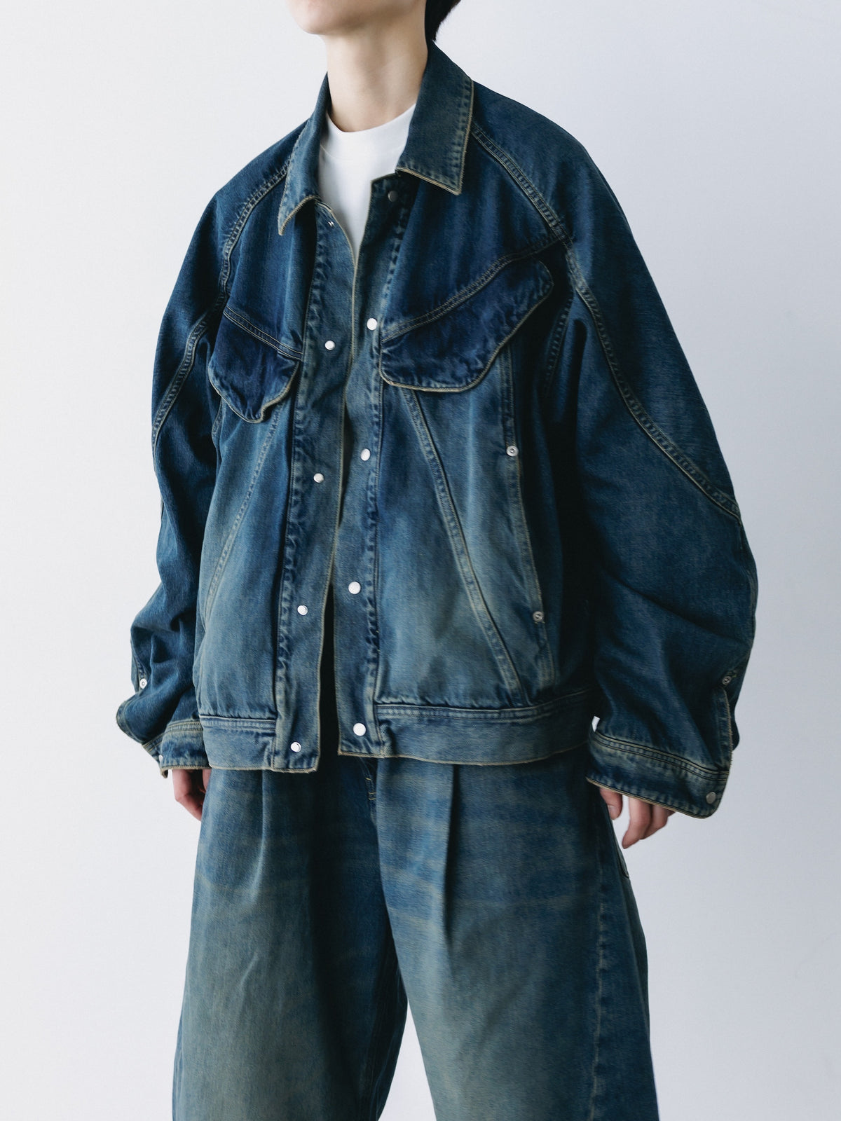 【10.10 SAT 20:00- IN STOCK】 VINTAGE DYED SELVEDGE DENIM FUTURE TRUCKER JACKET (VINTAGE INDIGO)