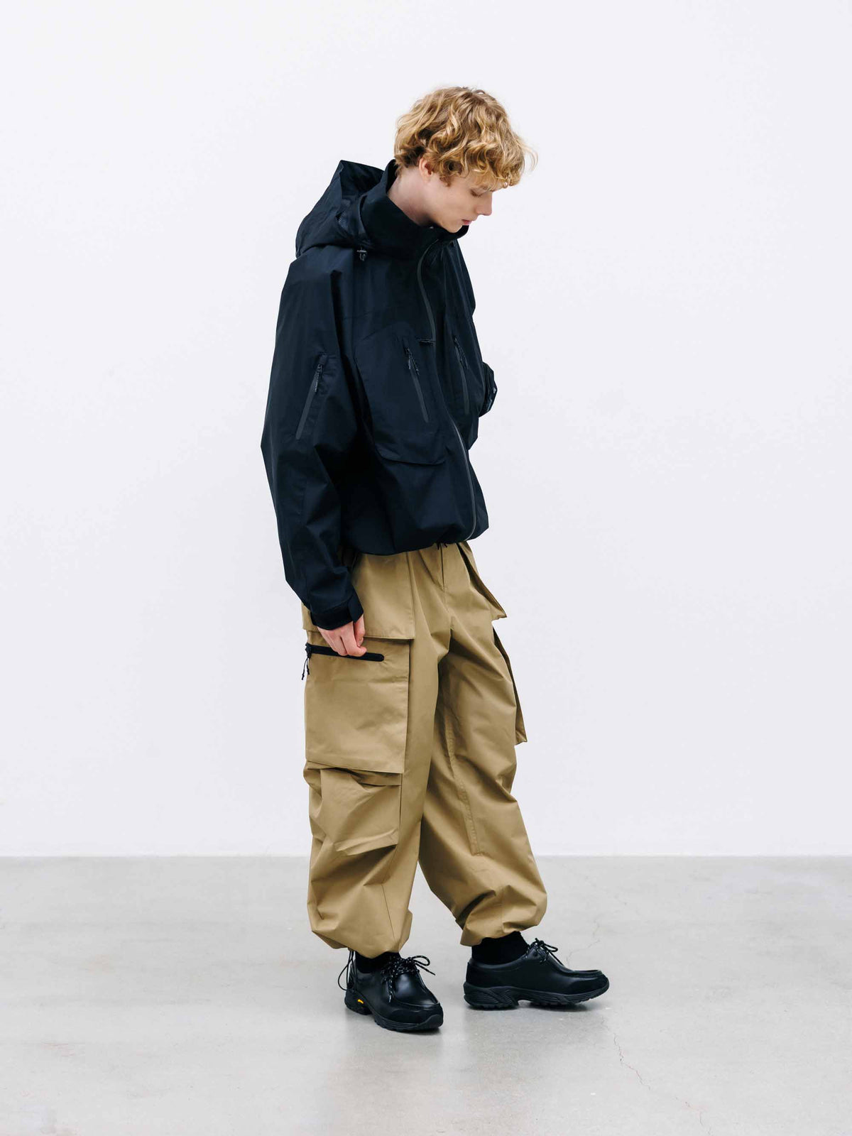 【9.26 SAT 20:00- IN STOCK】+phenix WINDSTOPPER® by GORE-TEX LABS CITY HYDRO SHED JACKET (BLACK)