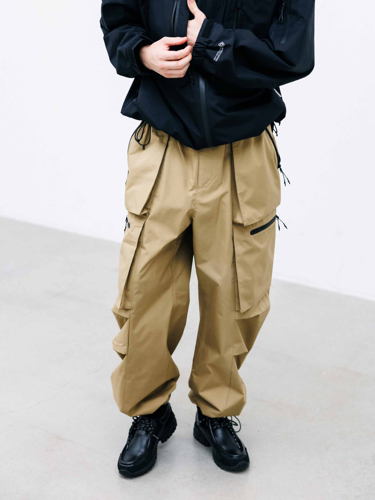 【9.26 SAT 20:00- IN STOCK】+phenix WINDSTOPPER® by GORE-TEX LABS CITY MILITARY CURVE PANTS (CAMEL BEIGE)