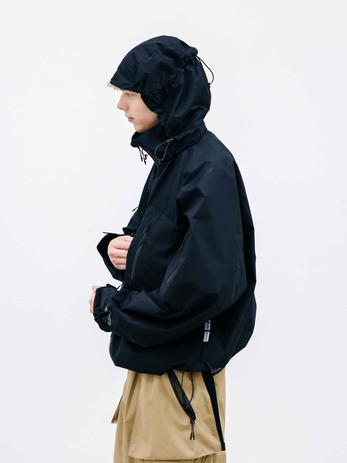 【9.26 SAT 20:00- IN STOCK】+phenix WINDSTOPPER® by GORE-TEX LABS CITY HYDRO SHED JACKET (BLACK)