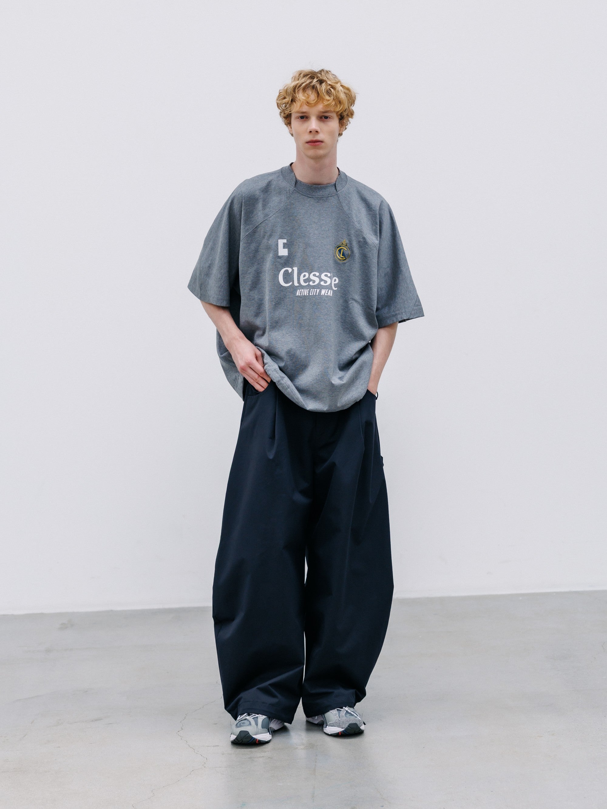 【8.29 SAT 20:00- IN STOCK】EMBROIDERED GAME S/S T-SHIRT WITH DRAWSTRINGS (HEATHER GRAY)